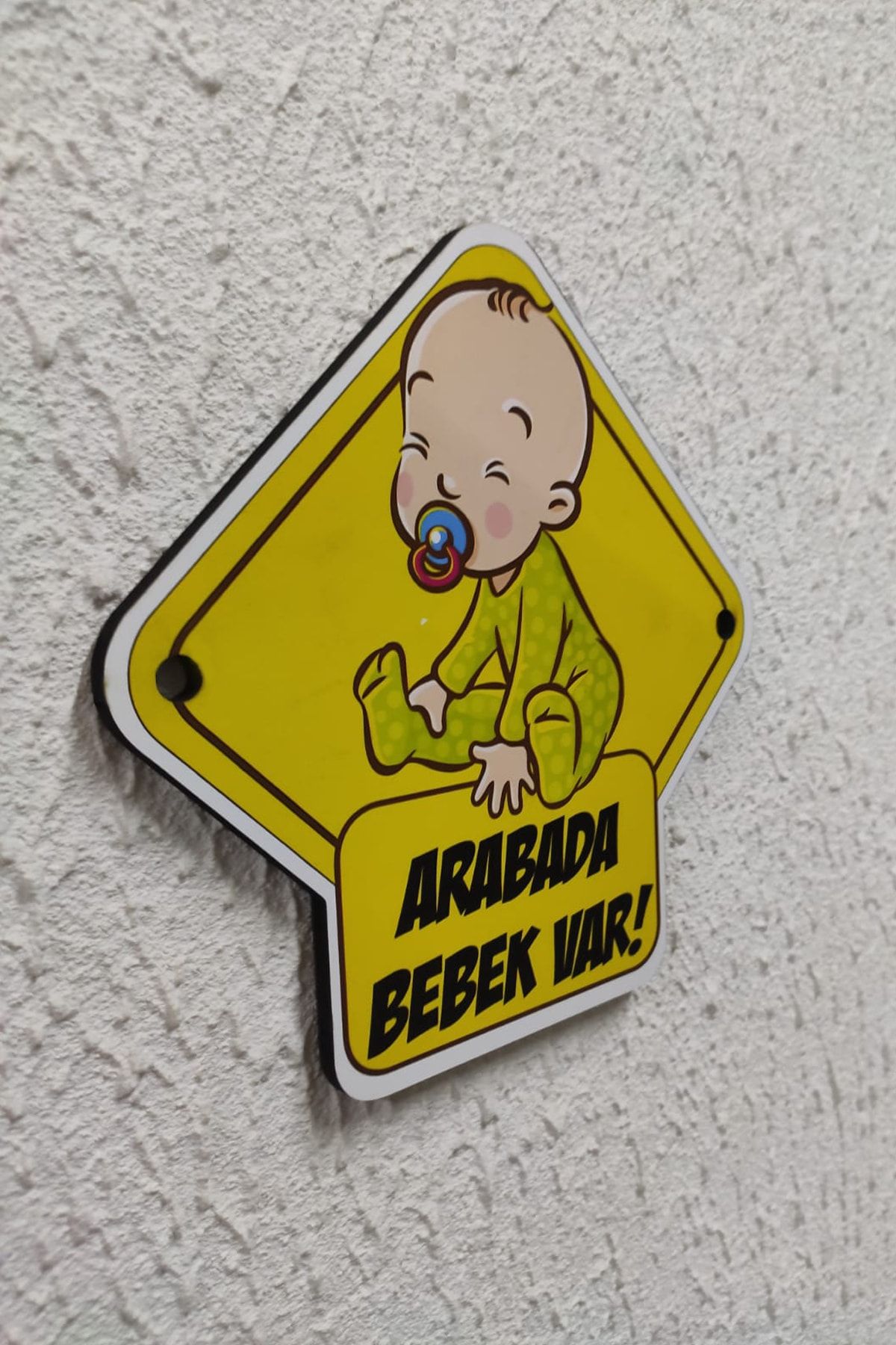 Arabada Bebek Var