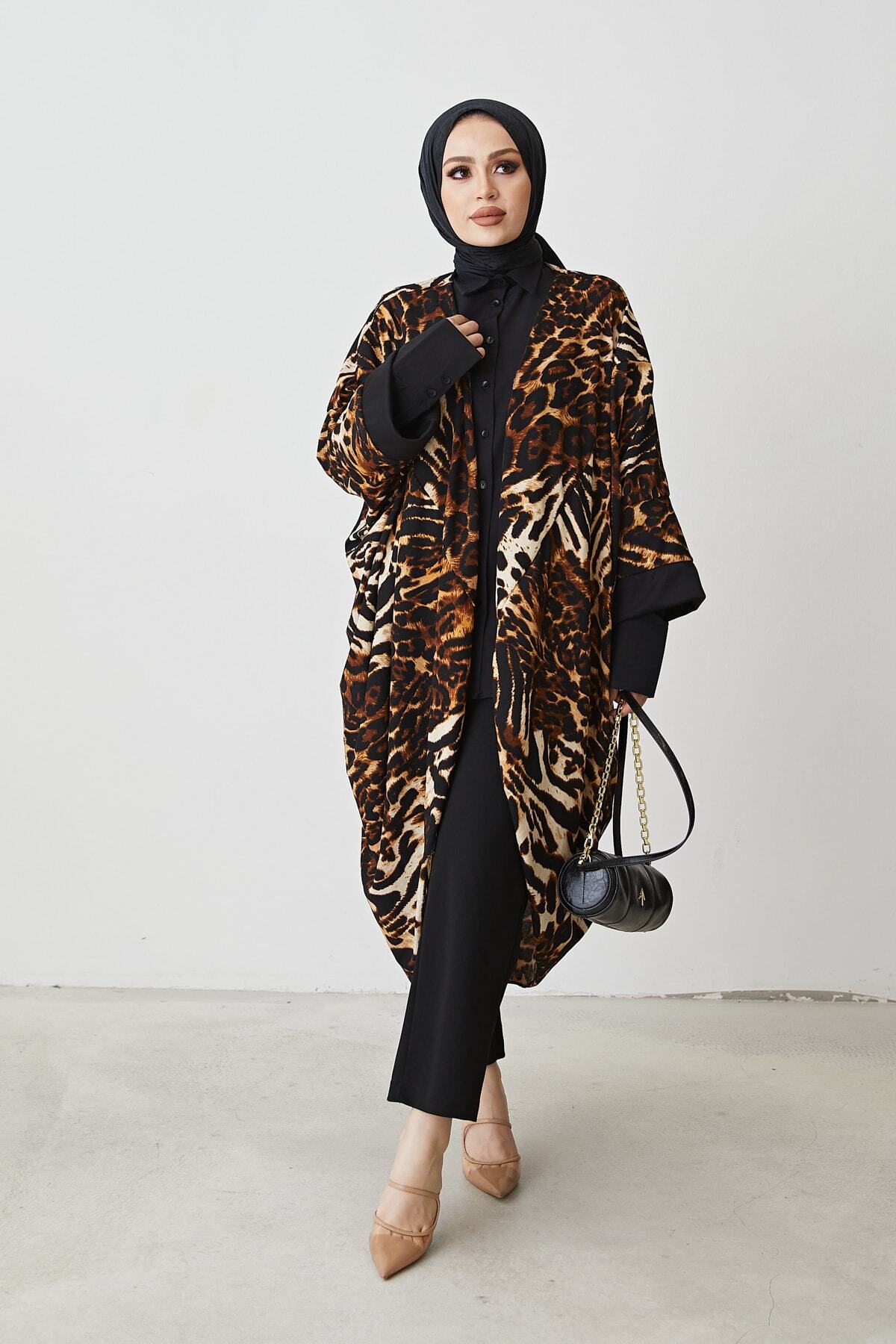 Leopar Desenli Bayan Kimono