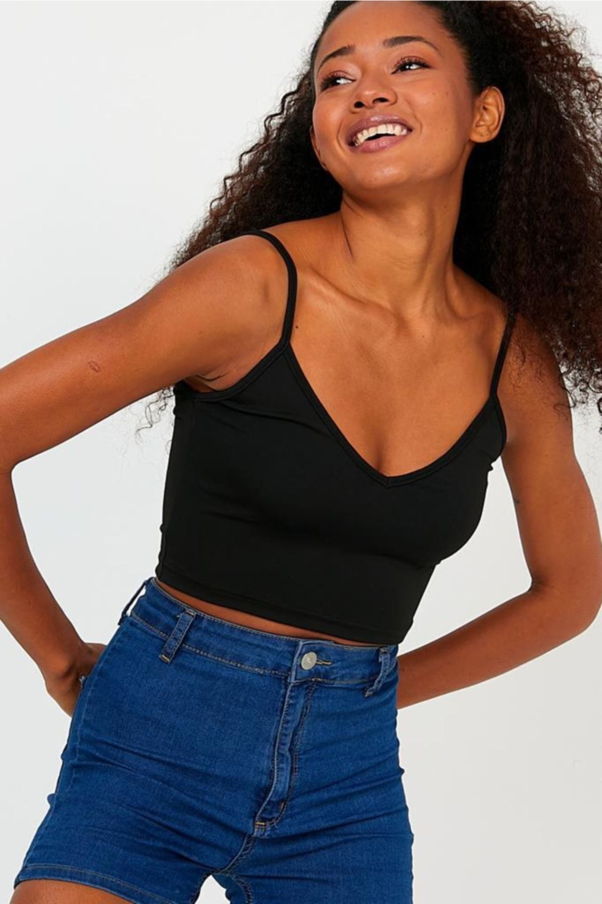 Kadın Siyah Scuba Kumaş Ön Arka V Yaka Ip Askılı Crop Top