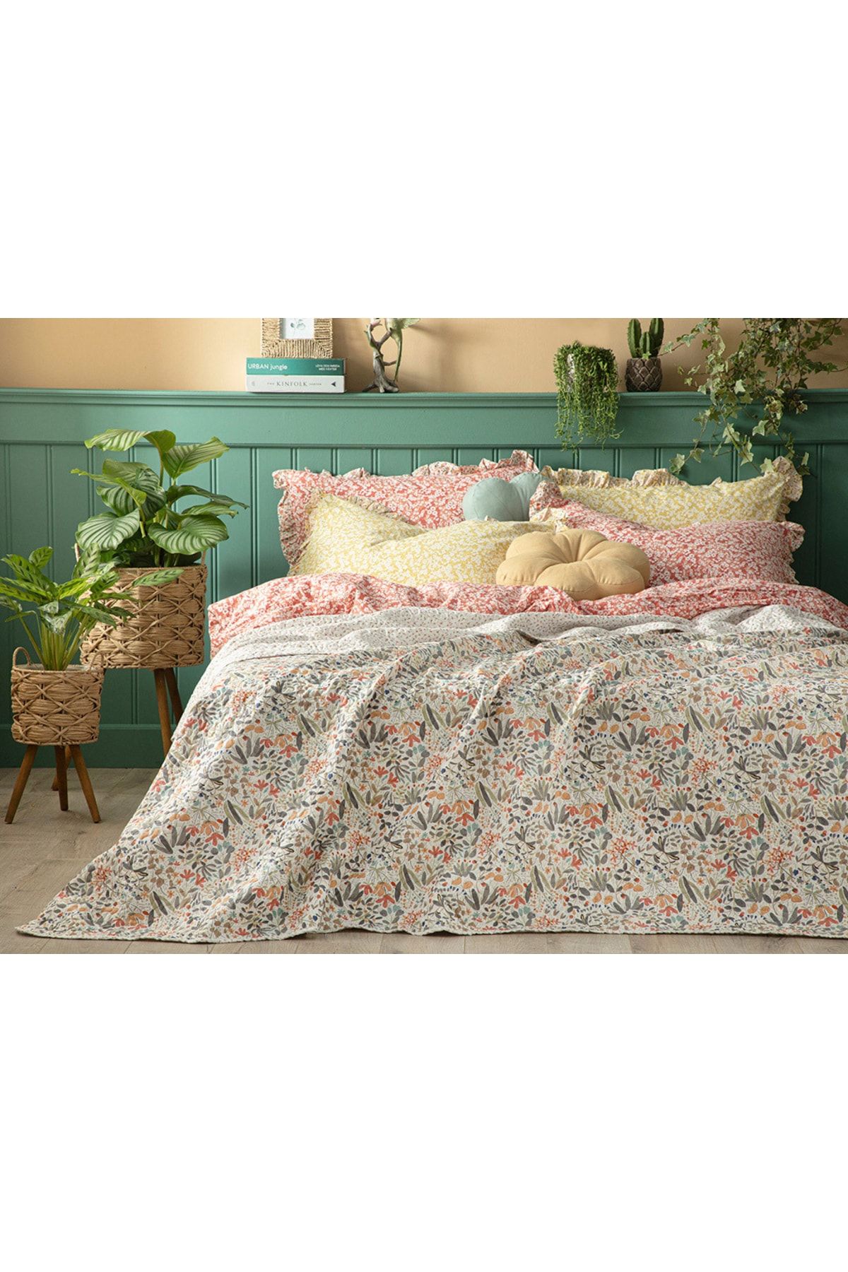 Wild Forest King Size Çift Taraflı Yatak Örtüsü 240x220 Cm Pembe