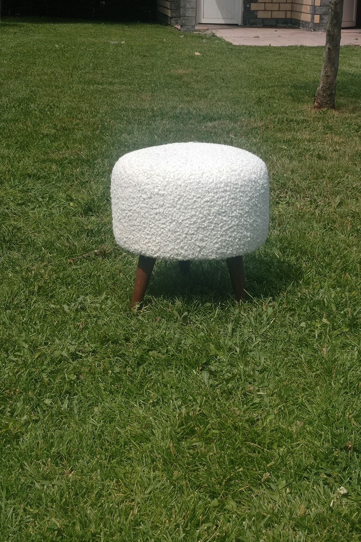 Retro Ahşap Ayaklı Handmade Beyaz Pofidik Puf Koltuk Sandalye
