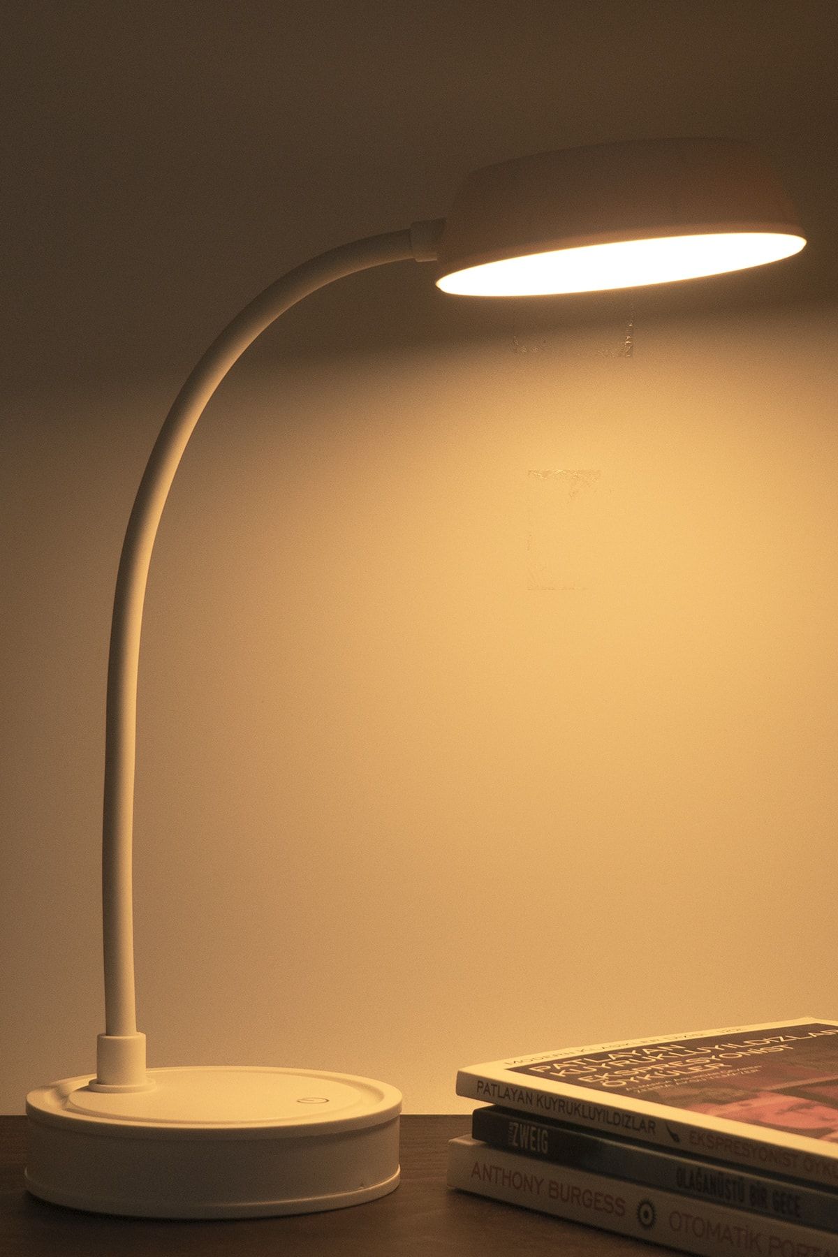Şarjlı Dokunmatik Led Çalışma Okuma Işığı Flexible Masa Lambası 3 Kademeli Beyaz