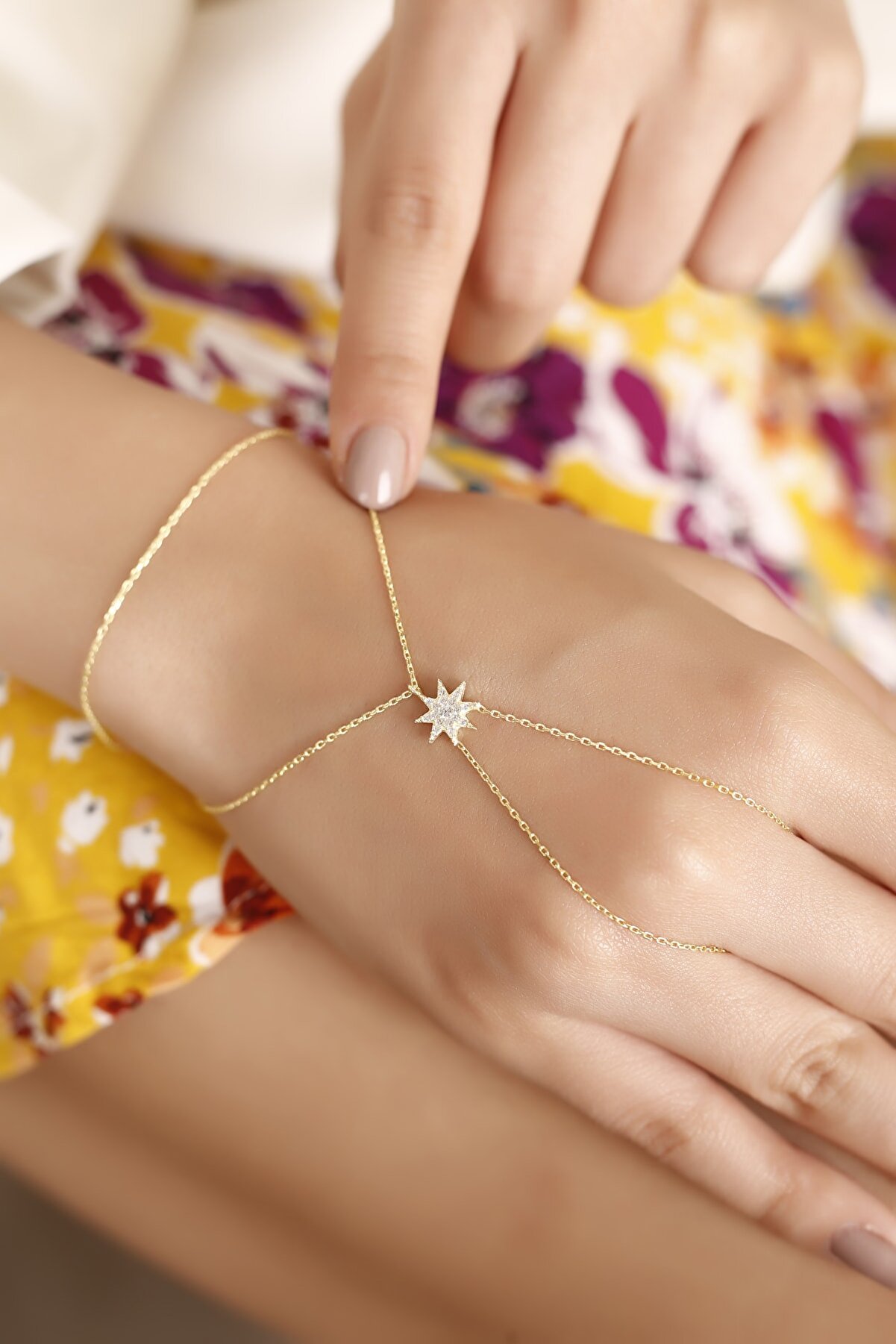 Kadın Altın Yıldız Model Gümüş Şahmeran 925 Ayar