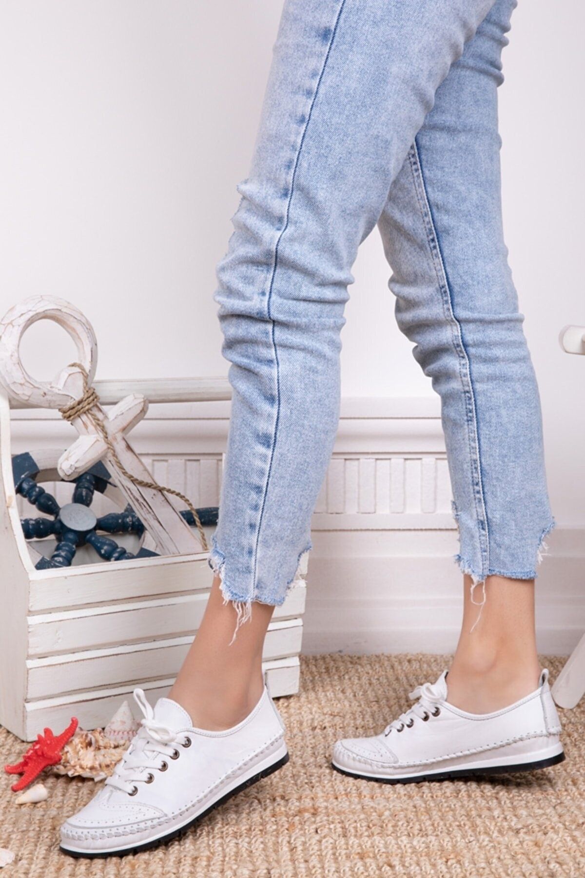 Hakiki Deri Beyaz Kadın Deri Casual Ayakkabı Dp16-0062