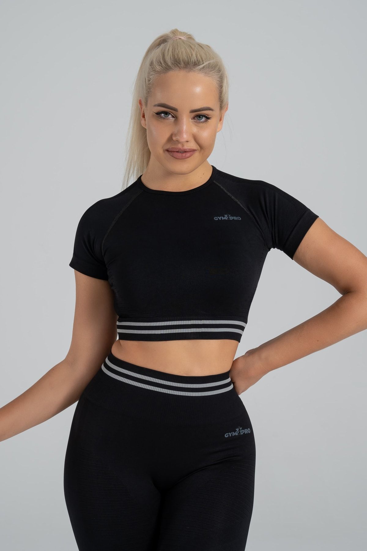 Seamless Toparlayıcı Yoga Fitness Sporcu Kısa Kollu Crop
