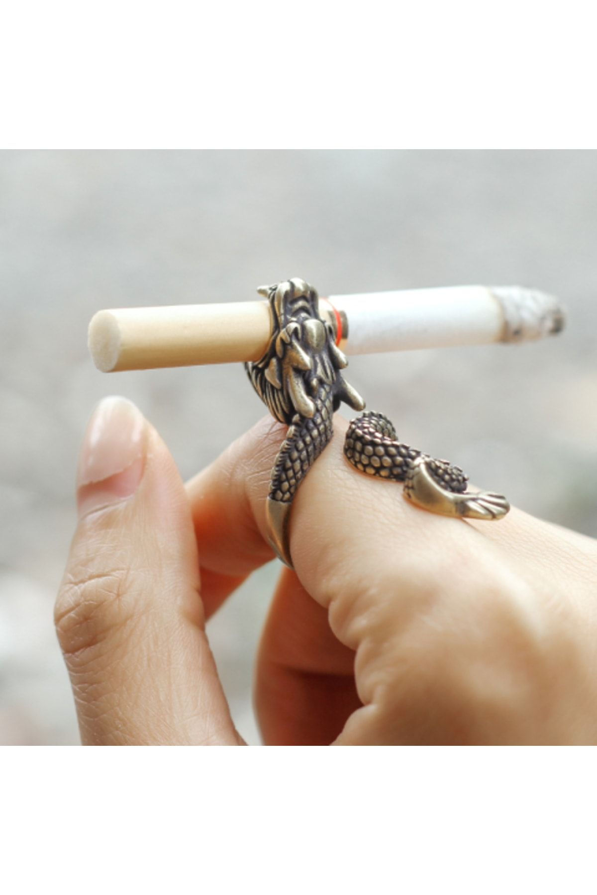 Yaratıcı Altın ejderha yüzük sigara Hazneli Sıradışı Tasarım