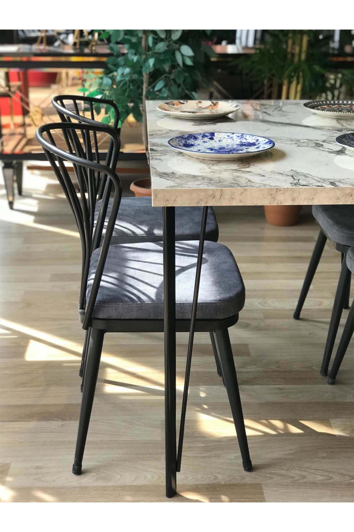 TE-HOME Pera Masa Beyaz Mermer +4 Omega Sandalye Gri