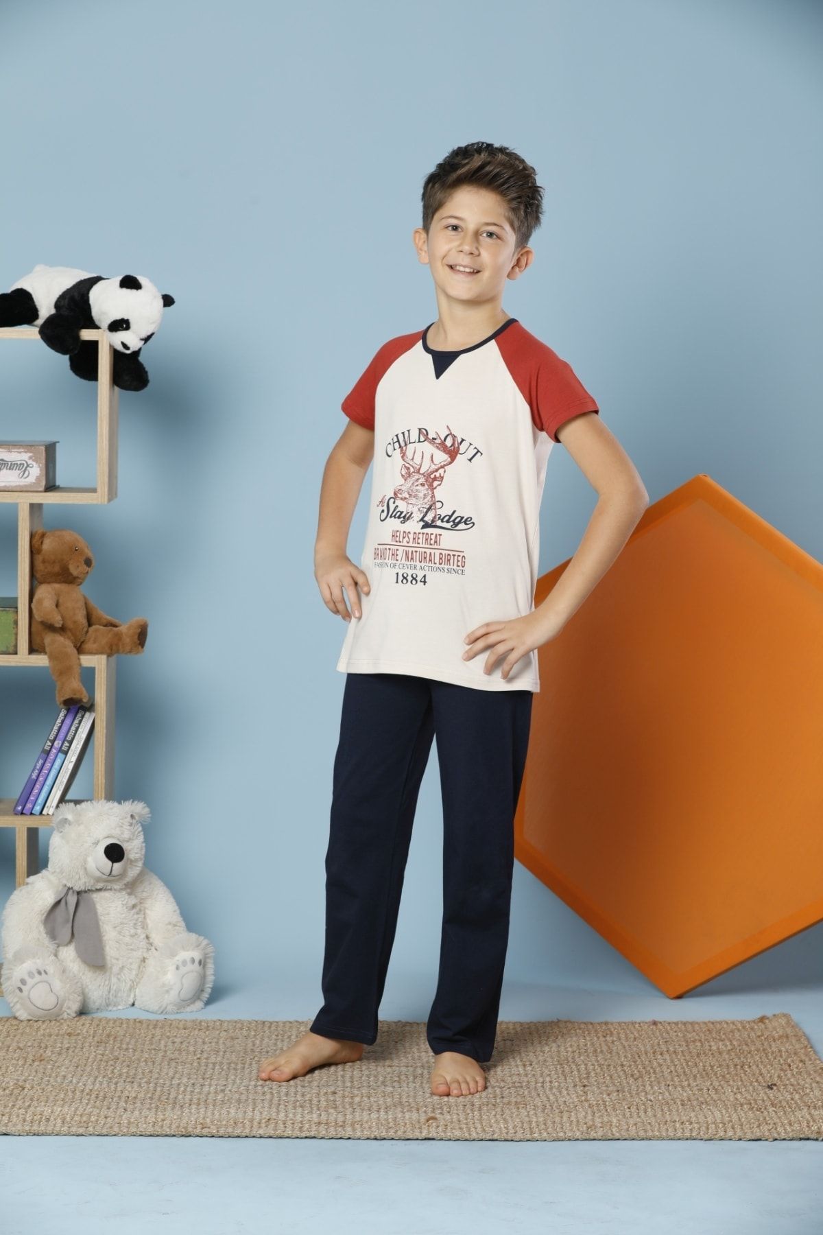 Siyah İnci Erkek Çocuk Ekru Kısa Kollu Pamuklu Likralı Pijama Takım