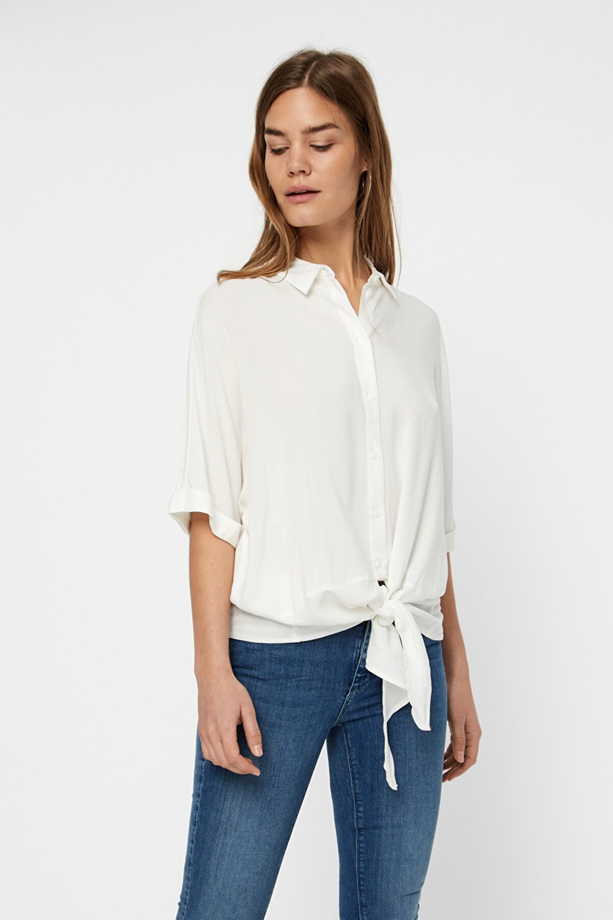 Vero Moda Kadın Beyaz Yarasa Kol Bağlama Detaylı Viskon Gömlek 10214788 VMKHLOE