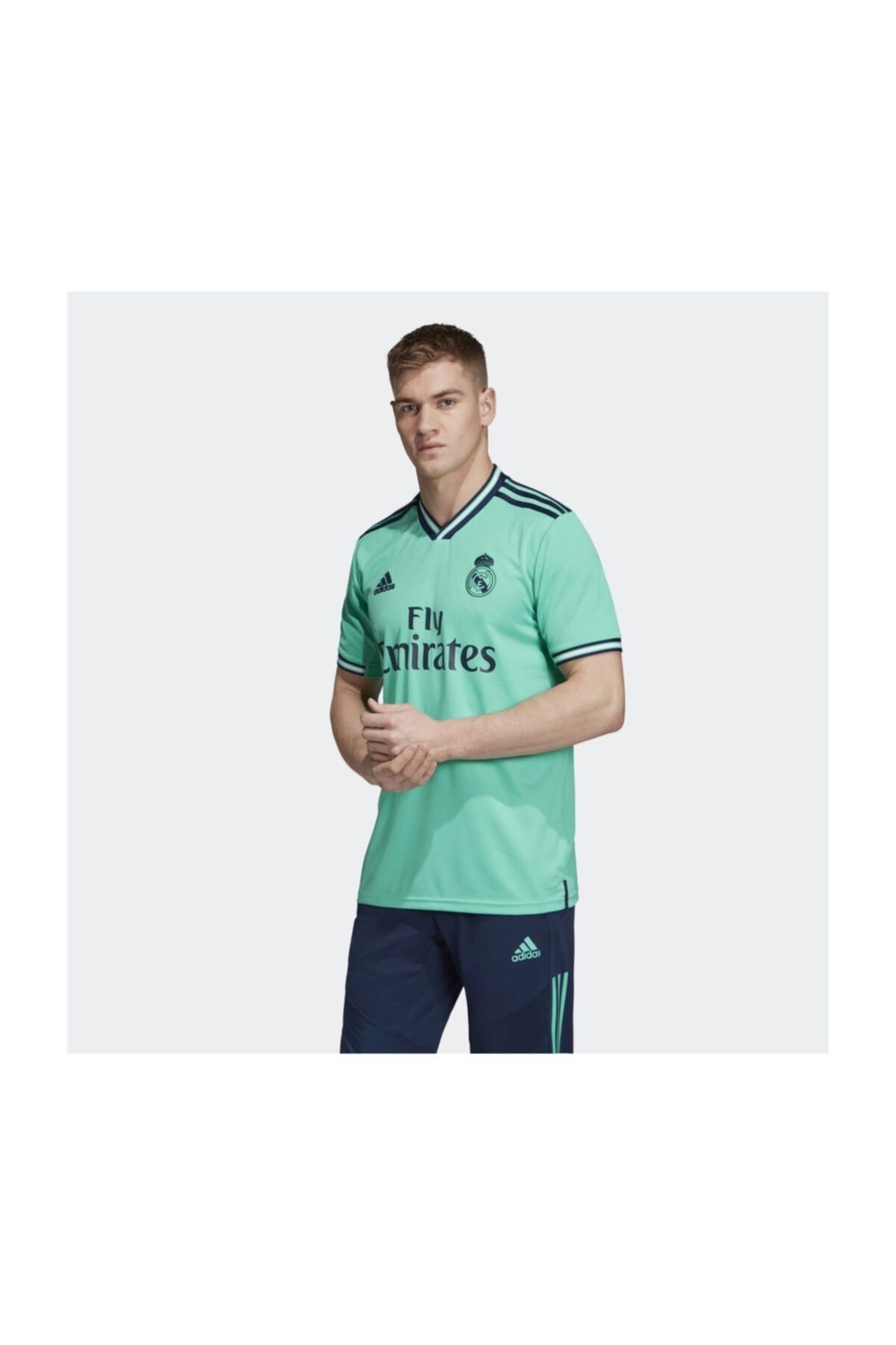 adidas Real Madrid Erkek Üçüncü Takım Forması