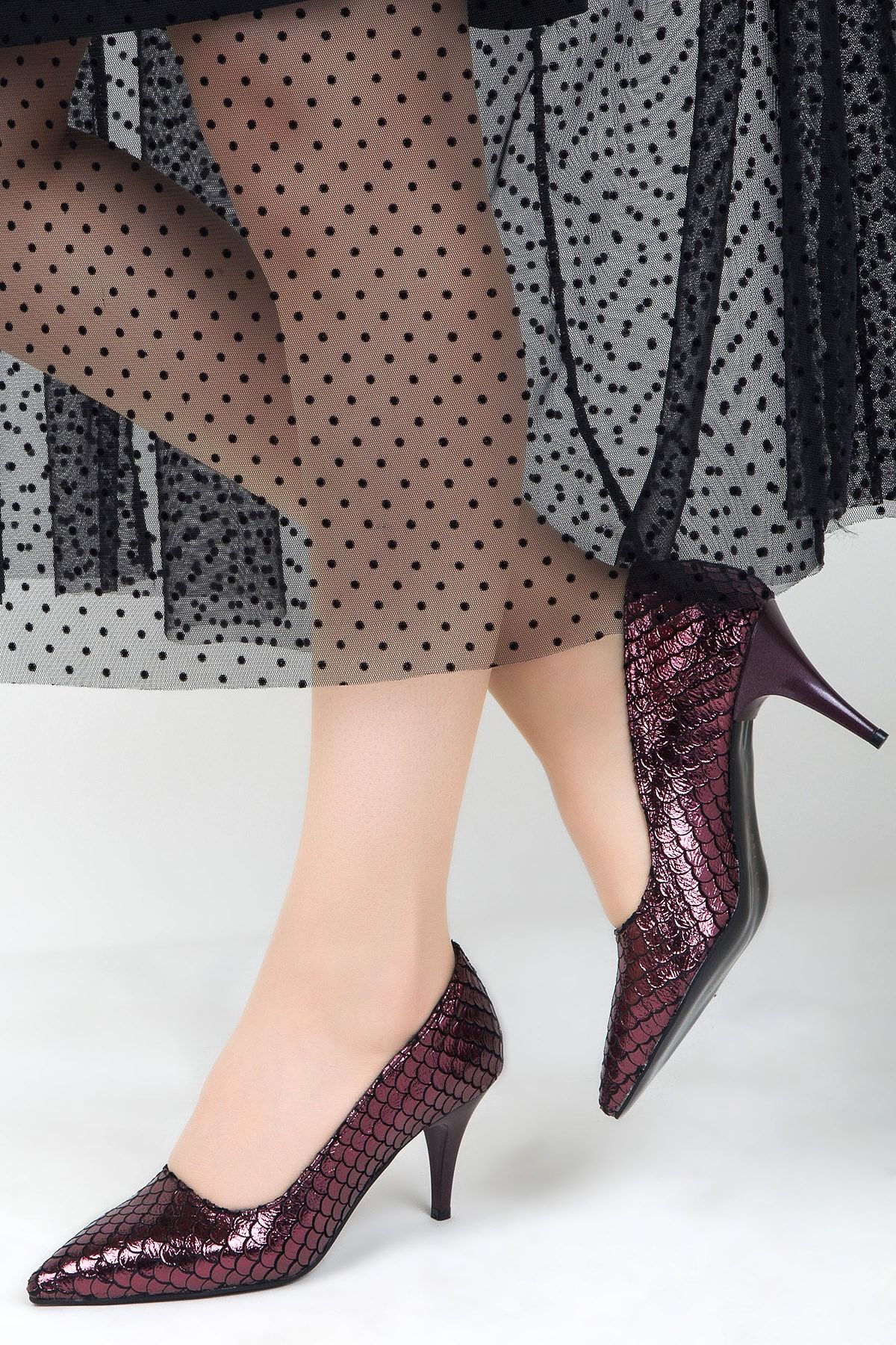 Suuet Kadın Parlak Balıkpulu Topuklu Ayakkabı Bordo