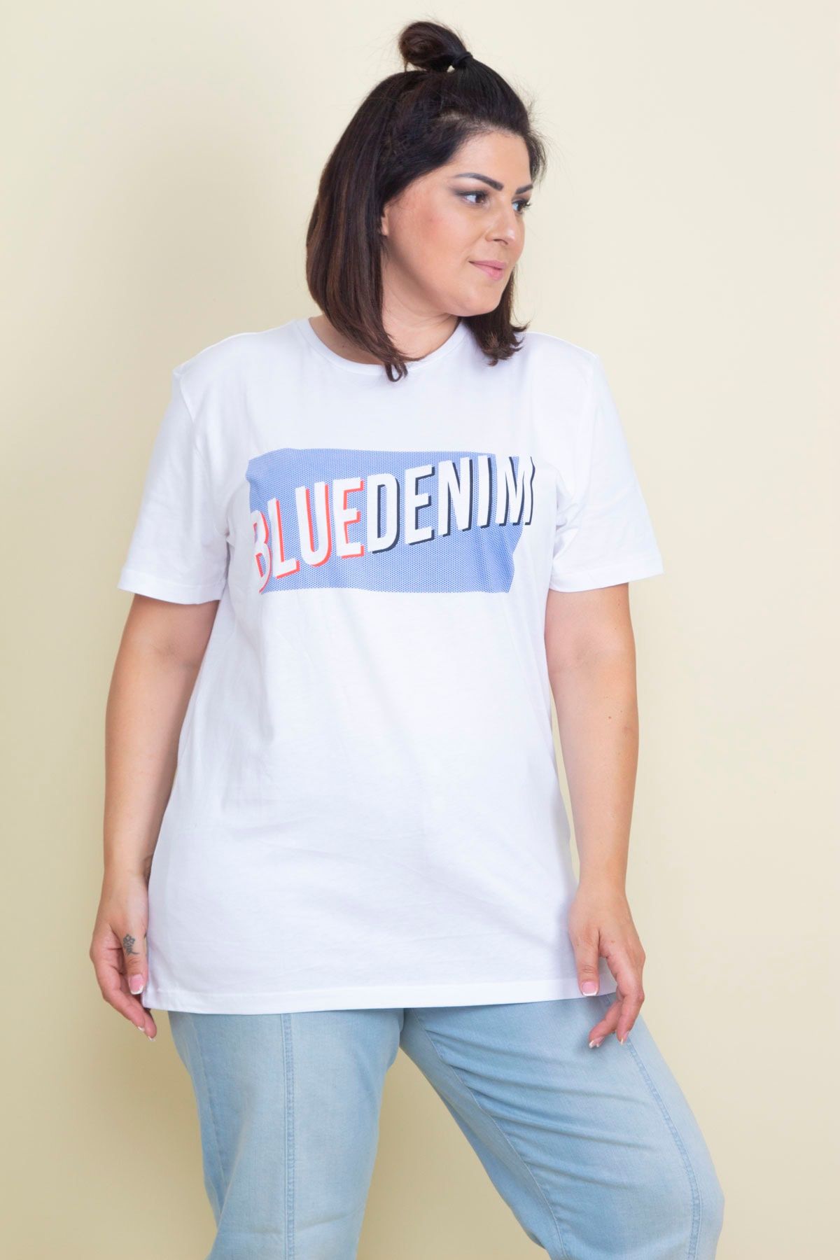 Şans Kadın Büyük Beden Beyaz Pamuklu Kumaş Ön Baskılı T-shirt 65n17437