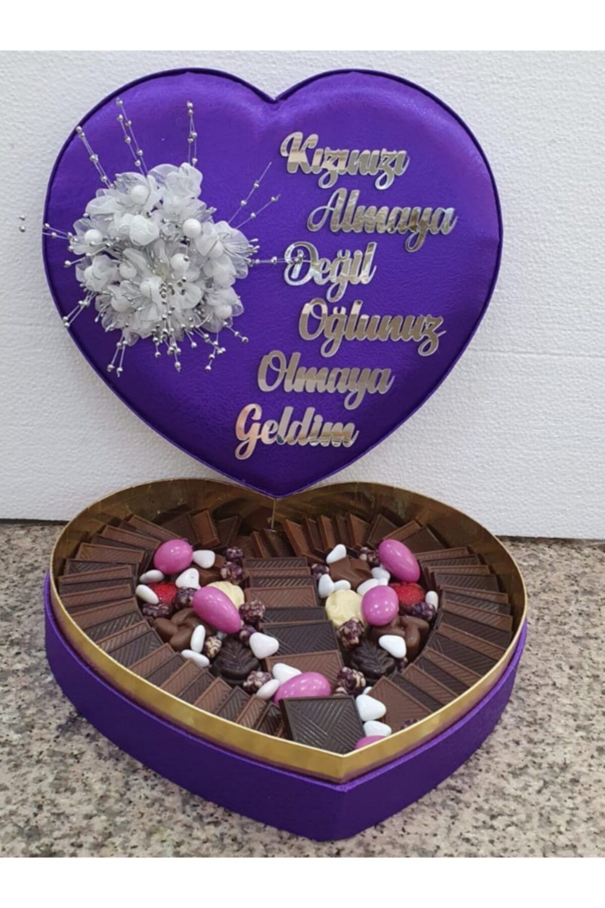 Bind Chocolate Yazılı Kalp Kutu Kız İsteme Çikolatası