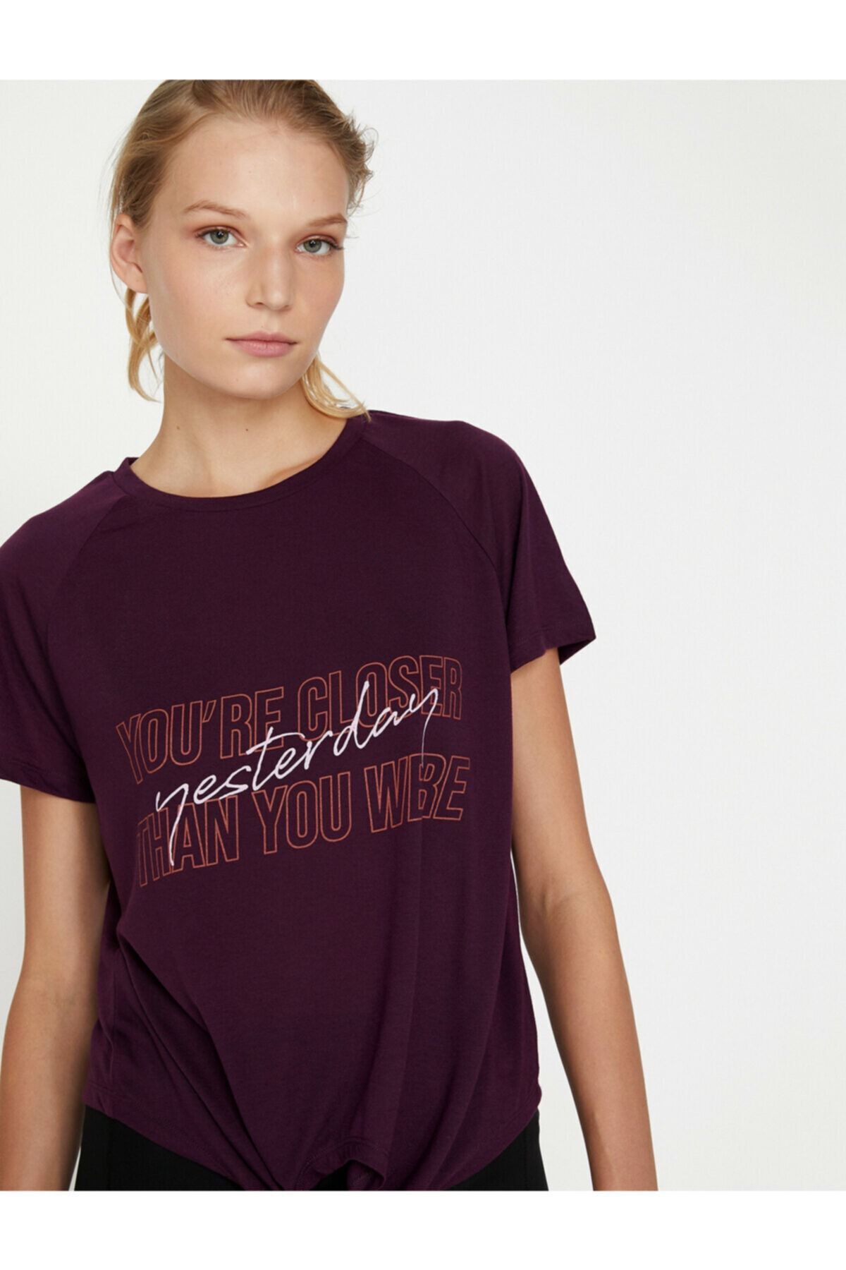 Koton Kadın Mor Yazı Baskılı T-Shirt 9KAK12953YK