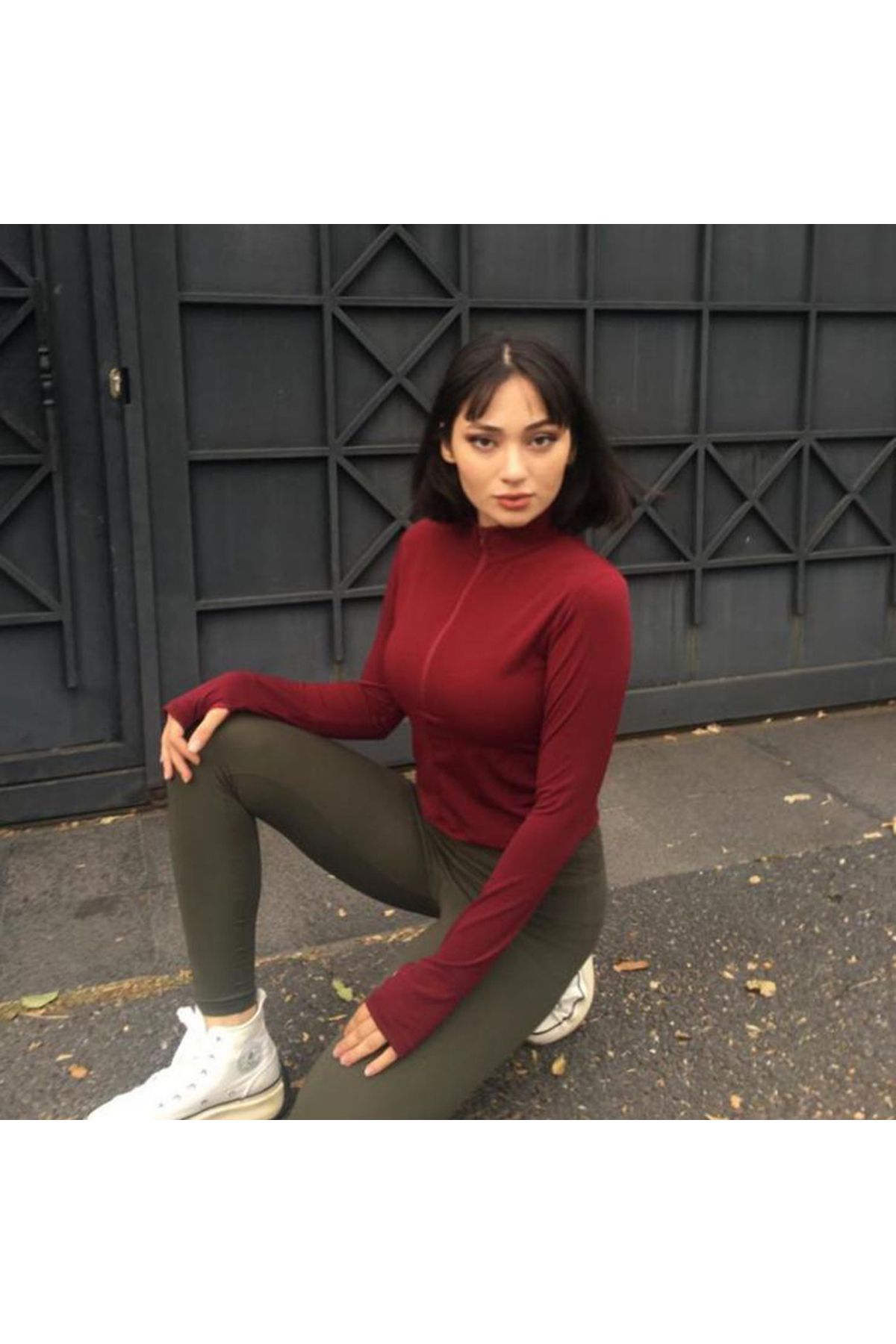 Köstebek Düz Kırmızı Balıkçı Yaka Yarım Fermuarlı Uzun Kollu Sweatshirt