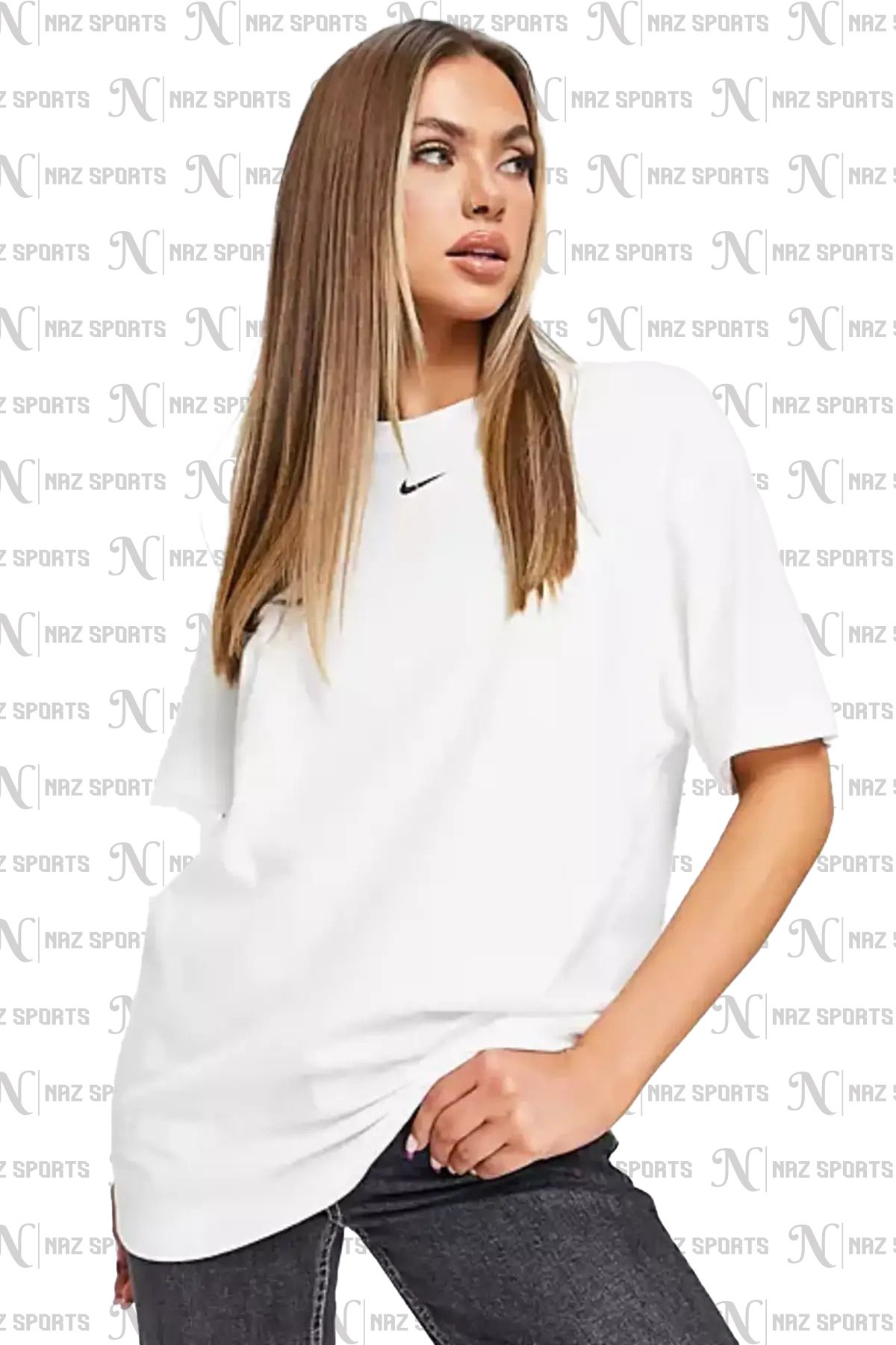 Nike Sportswear Essential Beyaz Bol Kesim Kadın Tişört