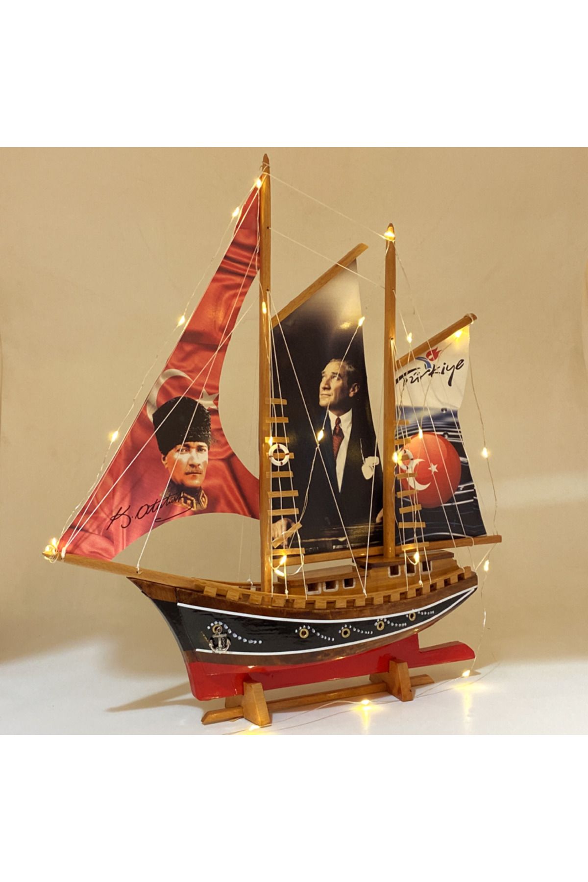 YİĞİTOĞLU DESIGN Özel Büyük Boy Ahşap Gemi Maketi - Mustafa Kemal Atatürk - El Yapımı Ve Led Işıklı
