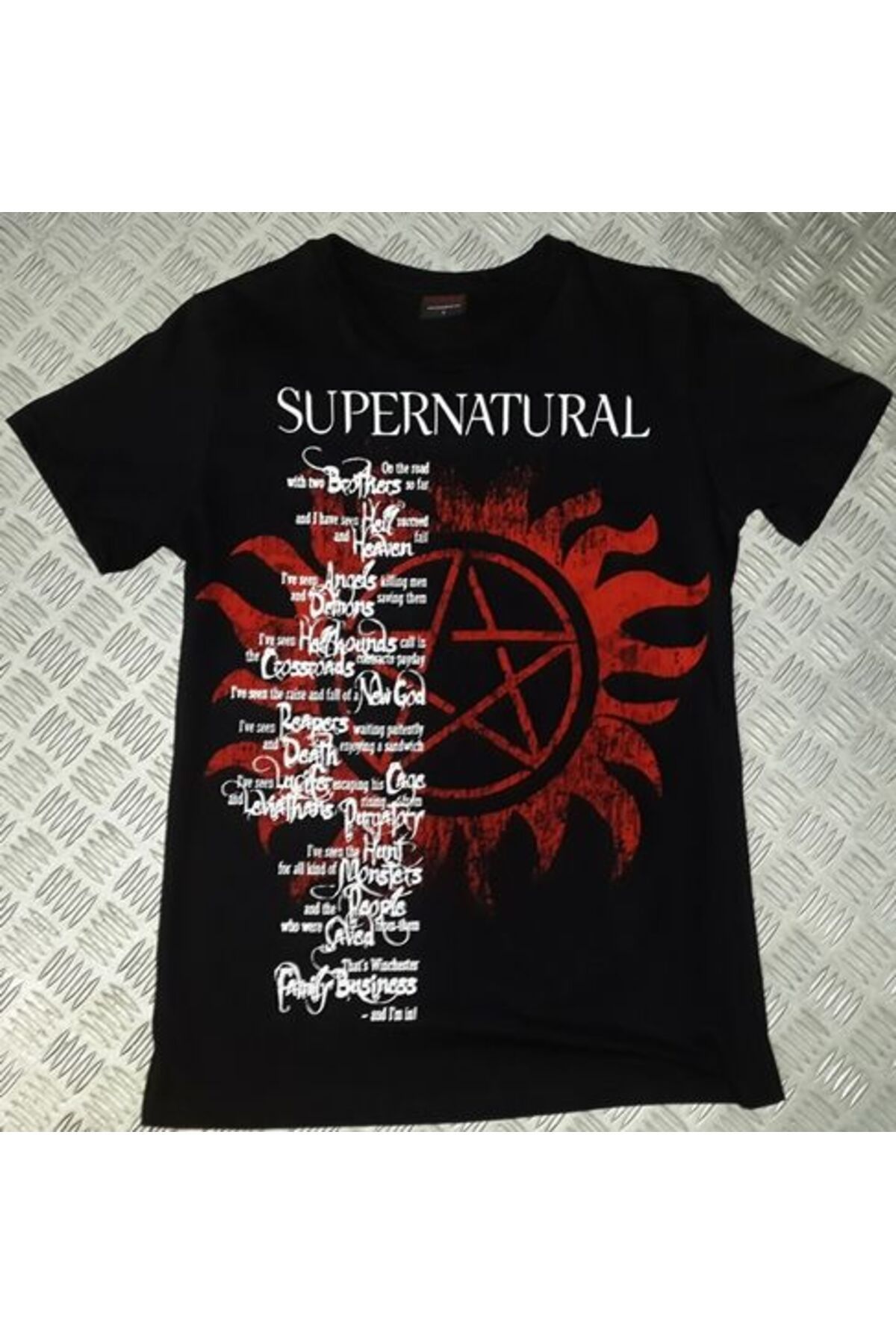fame-stoned Unisex Supernatural Baskılı T-shirt