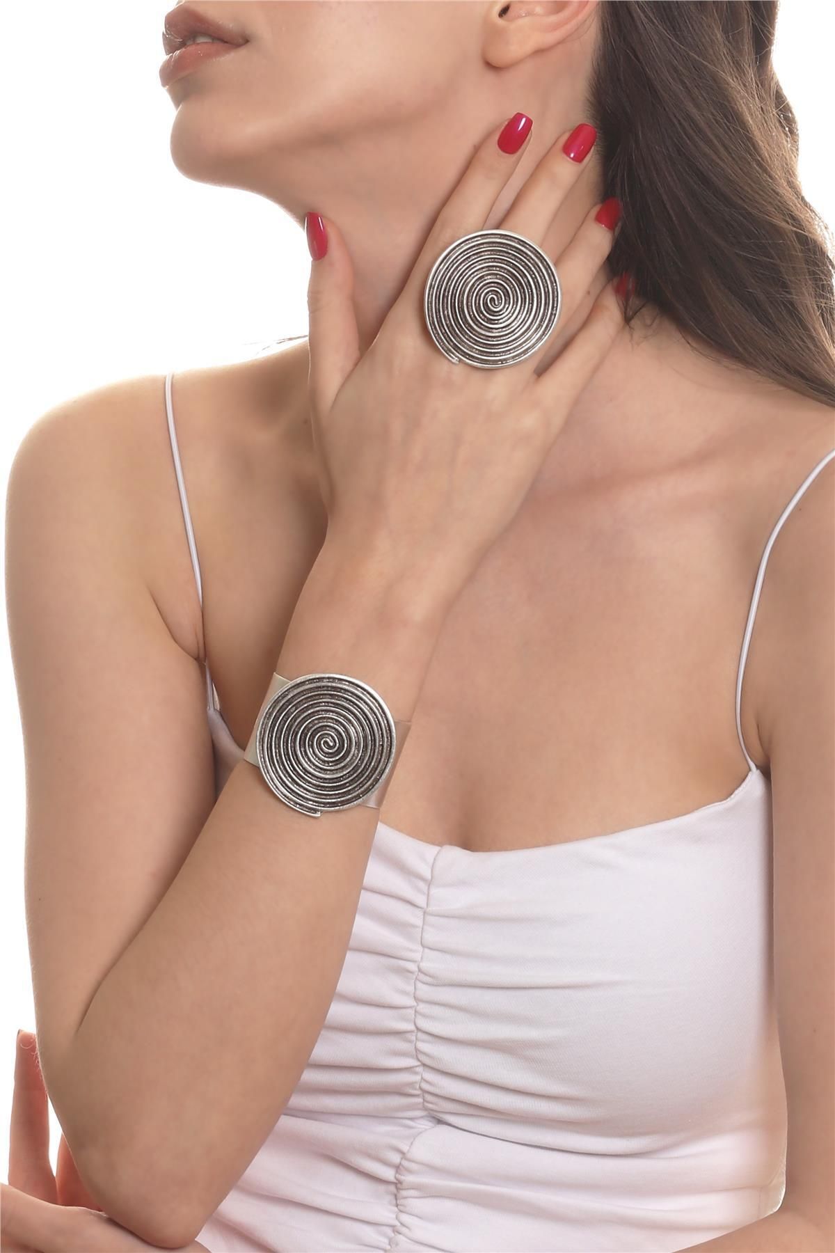 LABALABA Kadın Antik Gümüş Kaplama Ayarlanabilir Açık Geniş Bant Spiral Bileklik & Yüzük Set