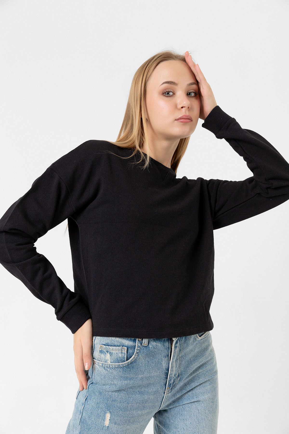 FINGER PRINT Basic Crop Sweatshirt