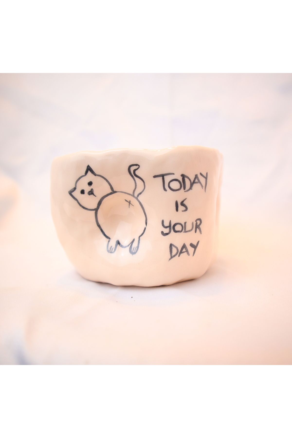 Lily & Loly Ceramics Kedi Desenli ve Yazılı Kulpsuz Mottolu El Yapımı Seramik Kupa - 200 ml