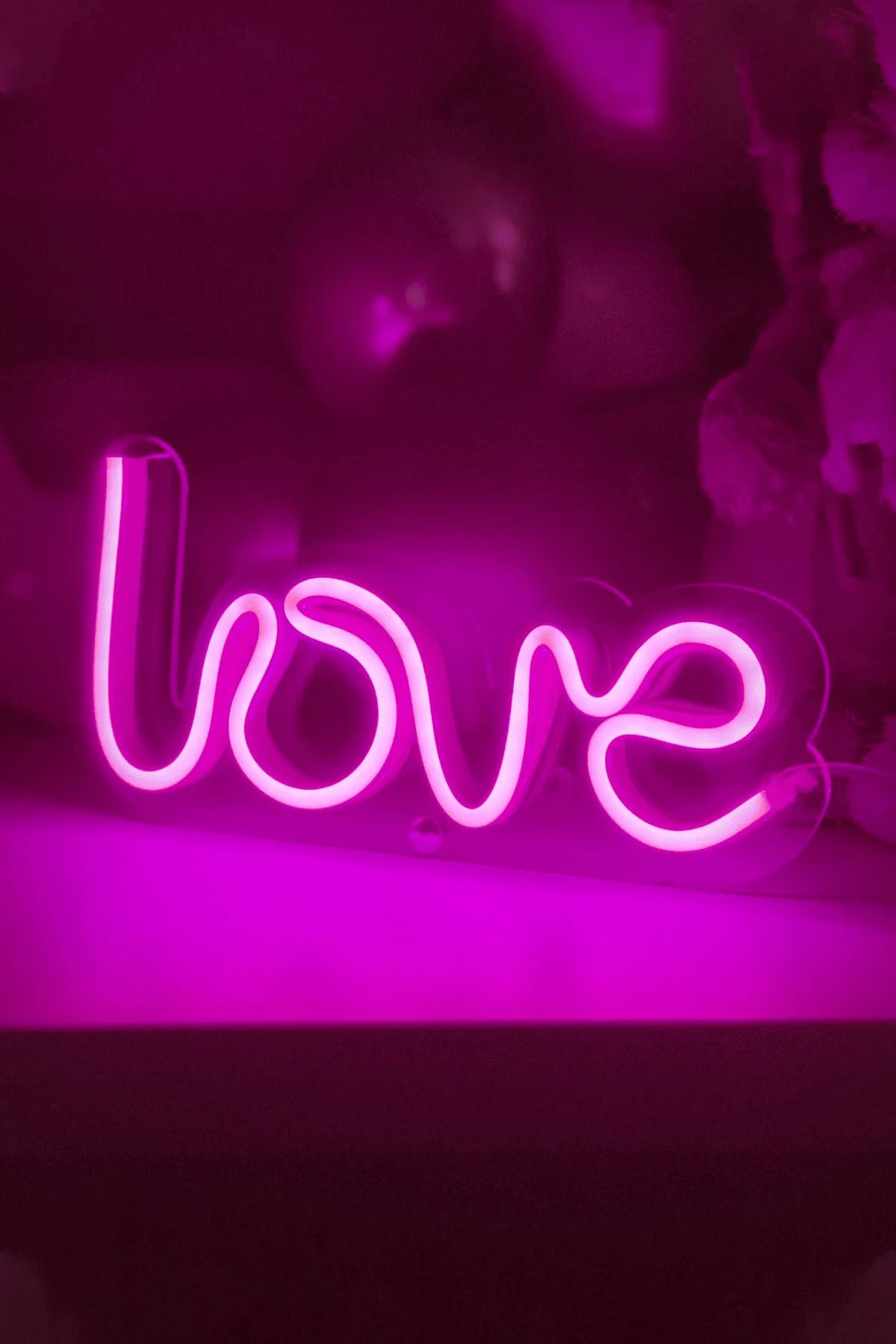 womeart ''Love'' Yazılı Neon Led Masa Lambası, 20x10cm