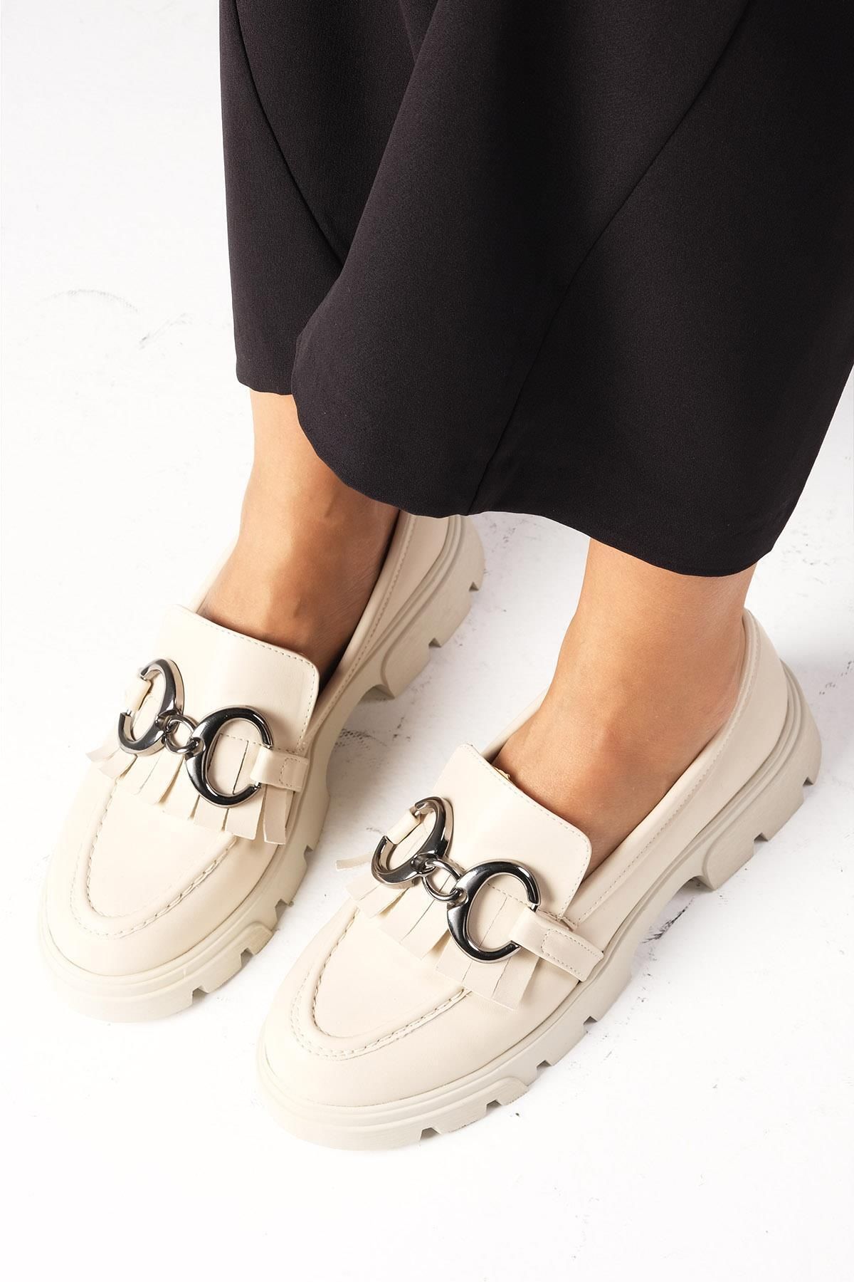 Mio Gusto Suzi Bej Renk Kalın Tabanlı Kadın Loafer Ayakkabı