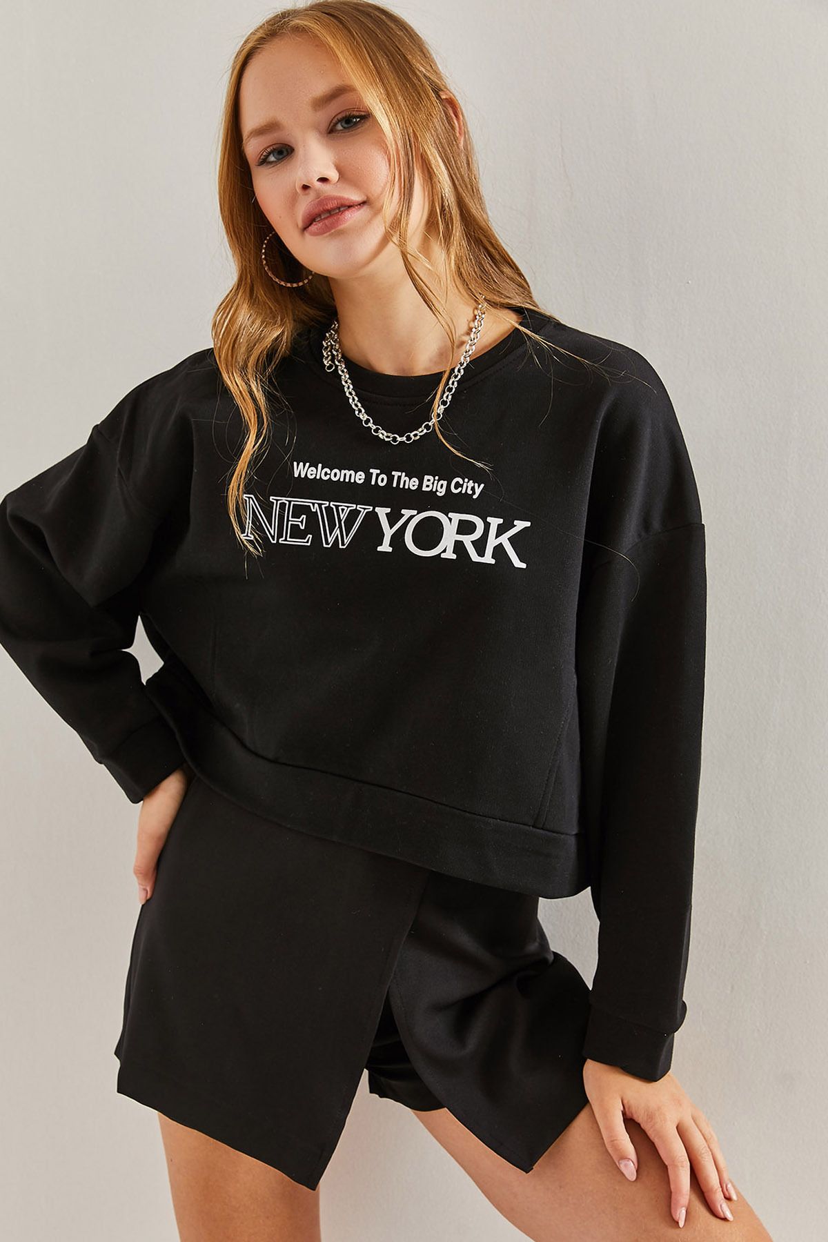 Bianco Lucci Kadın New York Baskılı Oversize Sweatshirt