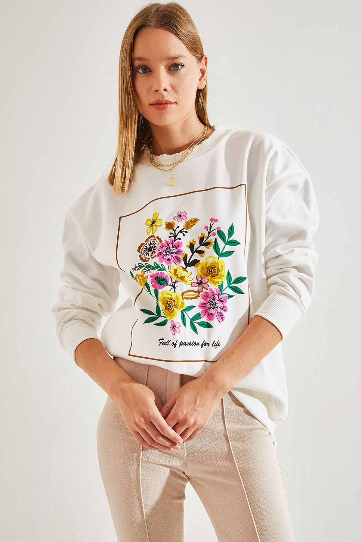 Bianco Lucci Kadın Çiçek Baskılı Üç İplik Şardonlu Sweatshirt