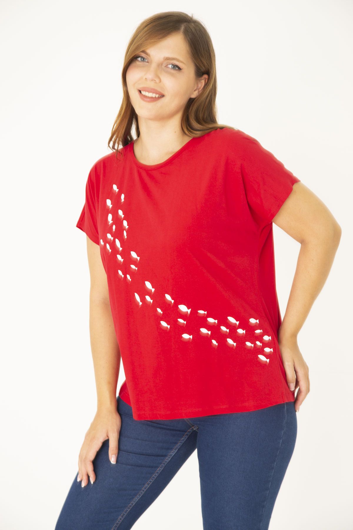 Şans Kadın Büyük Beden Kırmızı Pamuklu Kumaş Ön Desenli Bluz 65N35767