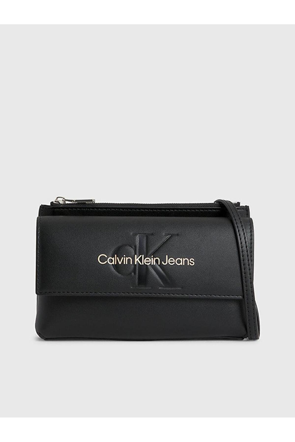 Beli The Beg Crossbody Sculpted Calvin Klein di Ubuy Malaysia