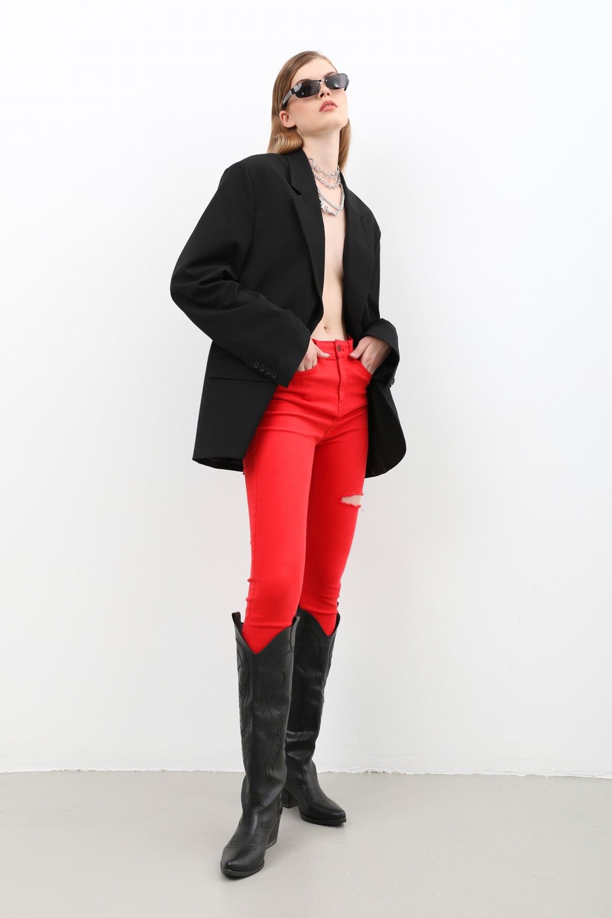 Bluewhite Kadın Yırtık Detaylı Jean Pantolon Kırmızı