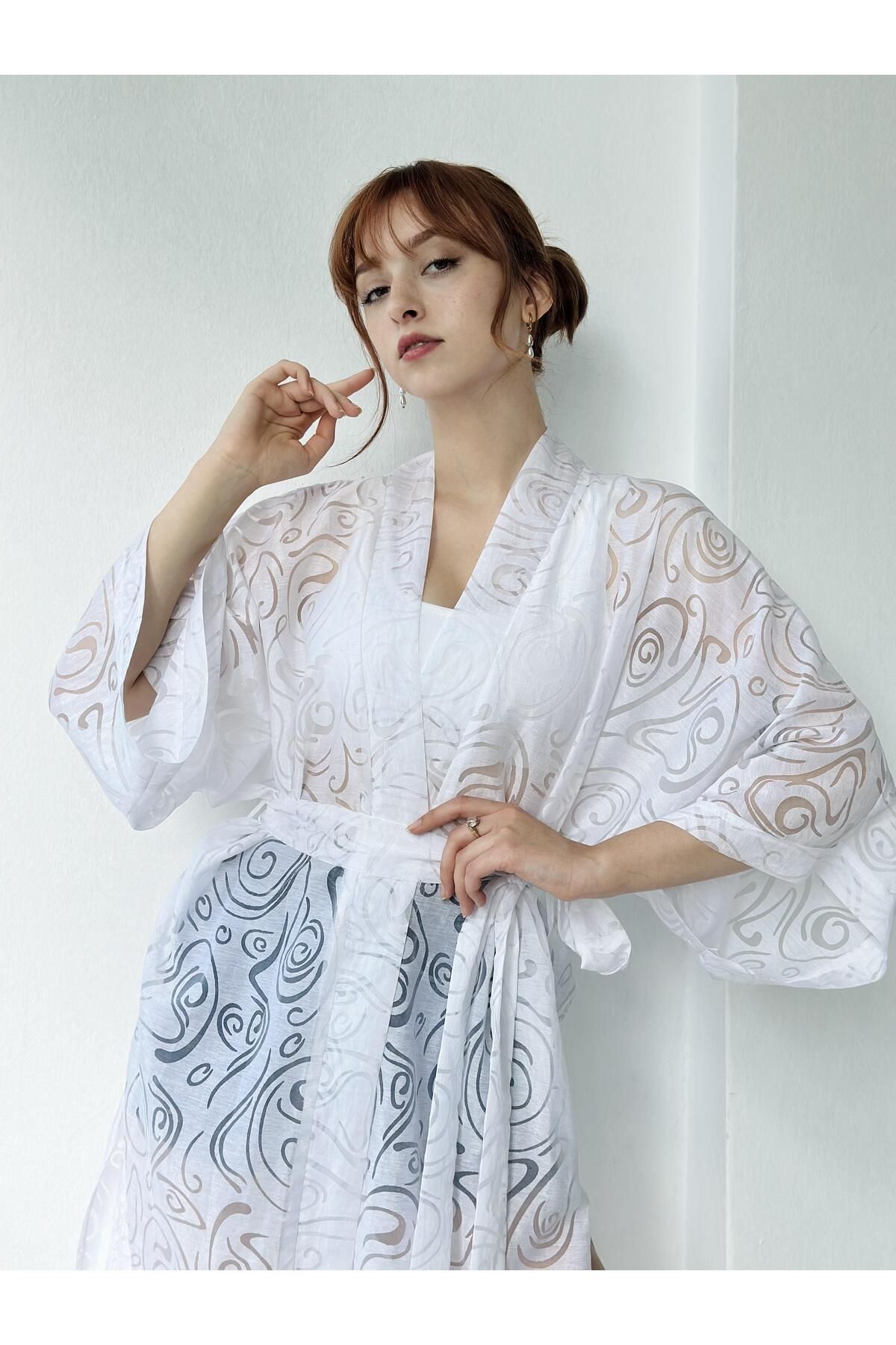 Retrobird Yakma Transparan Kumaş Kimono Kadın Beyaz