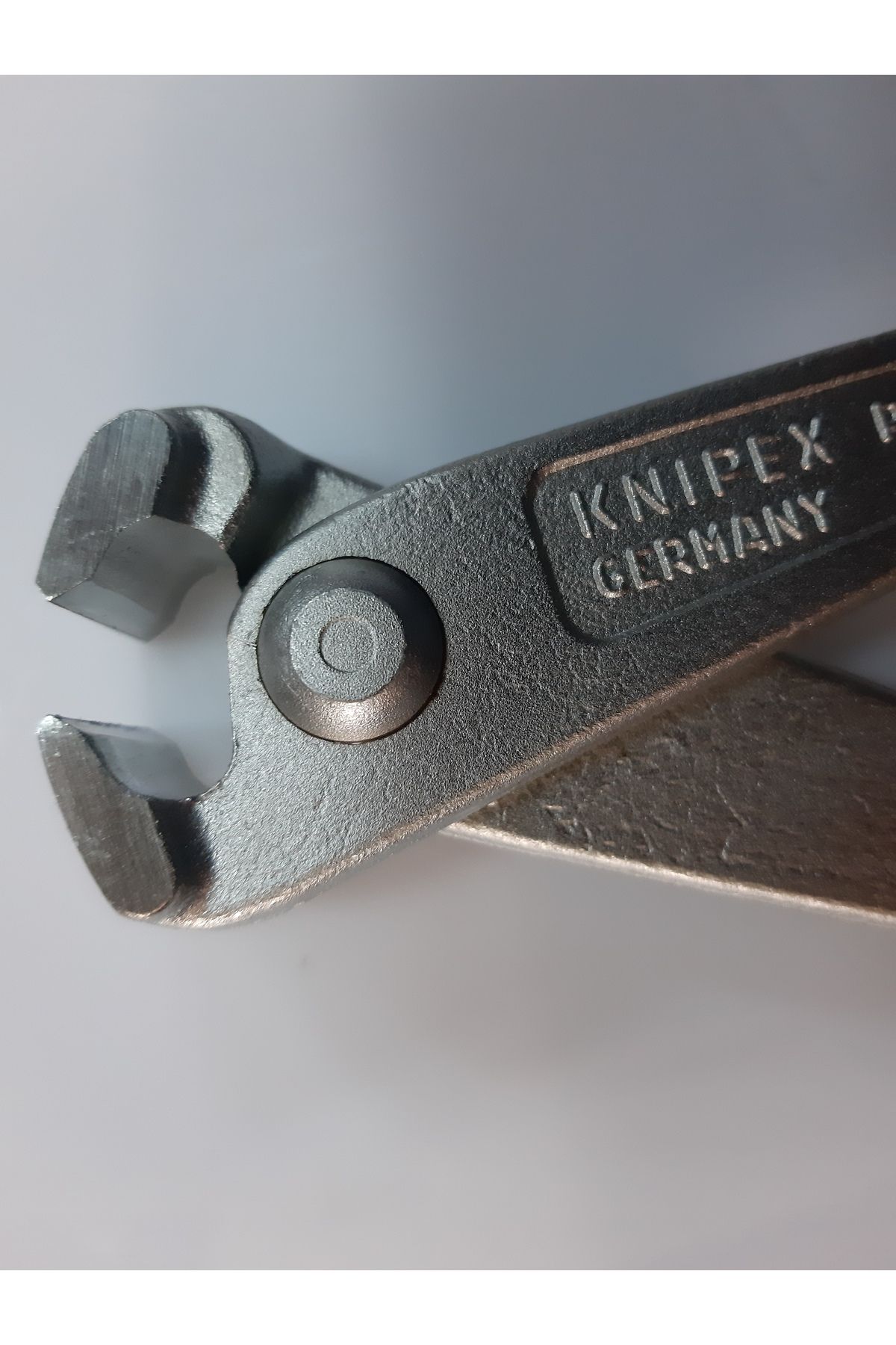 Knipex 99 01 300 Betoncu Kerpeteni