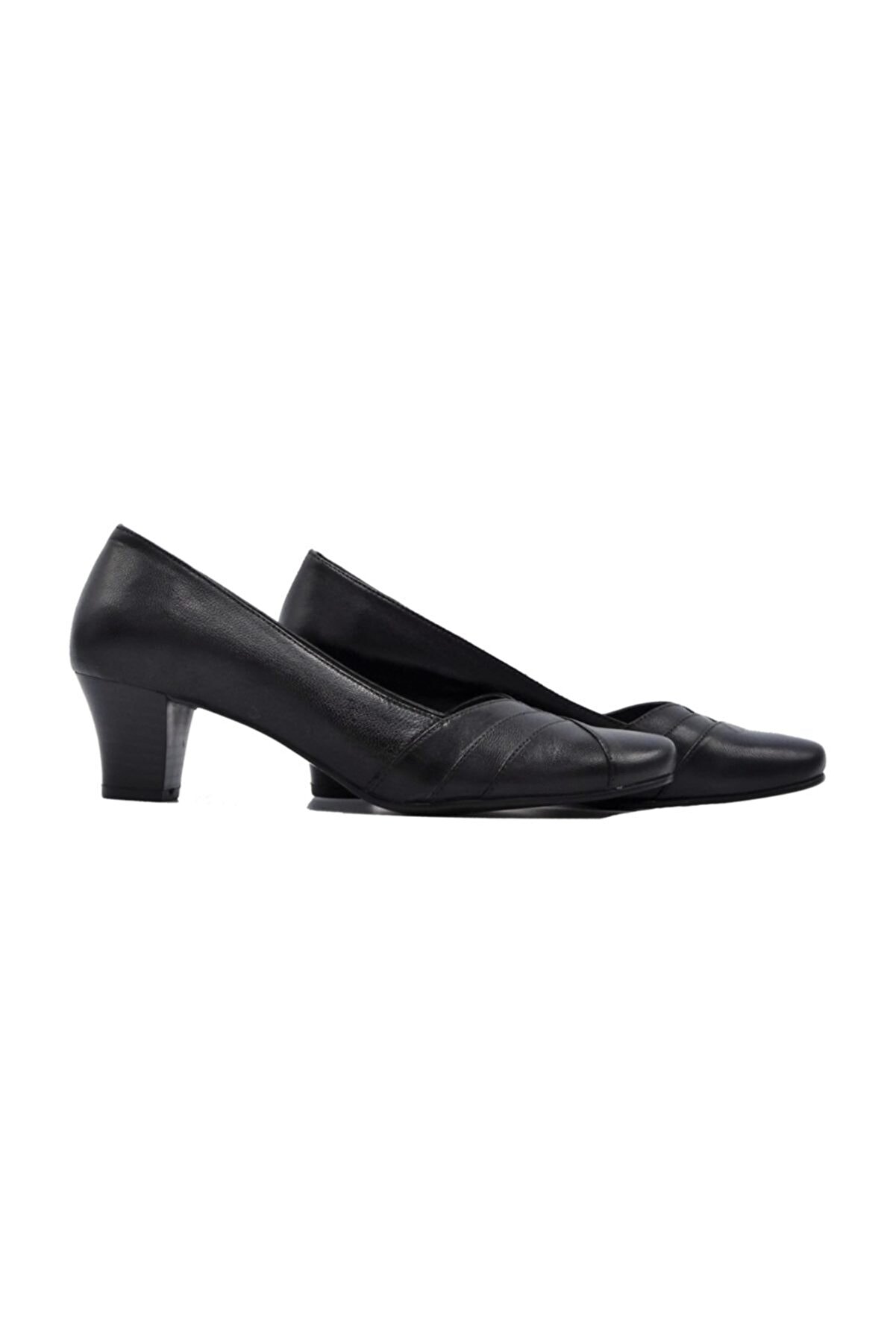 Zaim Kundura Kadın Hakiki Deri Siyah Klasik Topuklu Ayakkabı 505061353-1