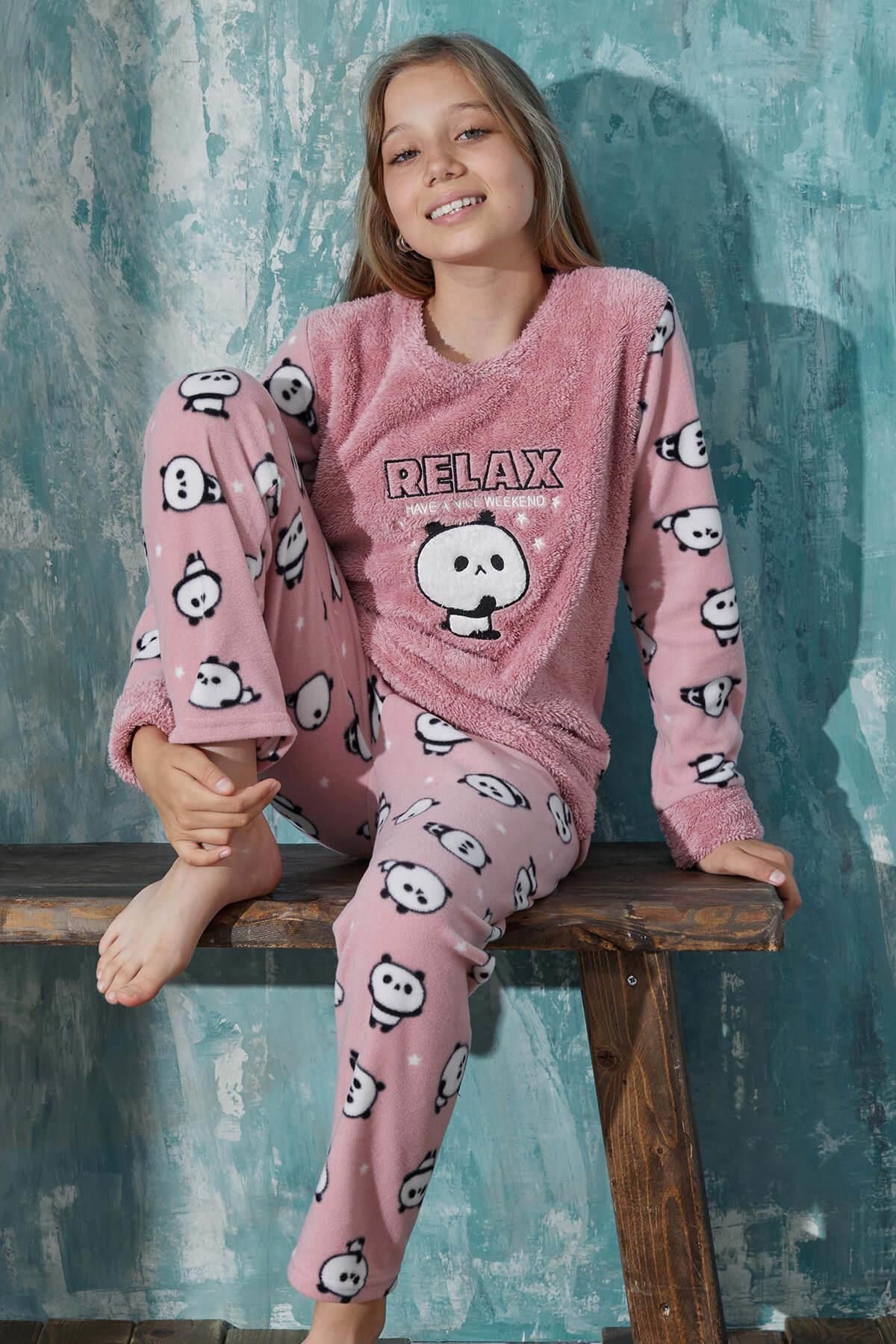 Pijamaevi Pudra Relax Panda Desenli Kız Çocuk Peluş Pijama Takım