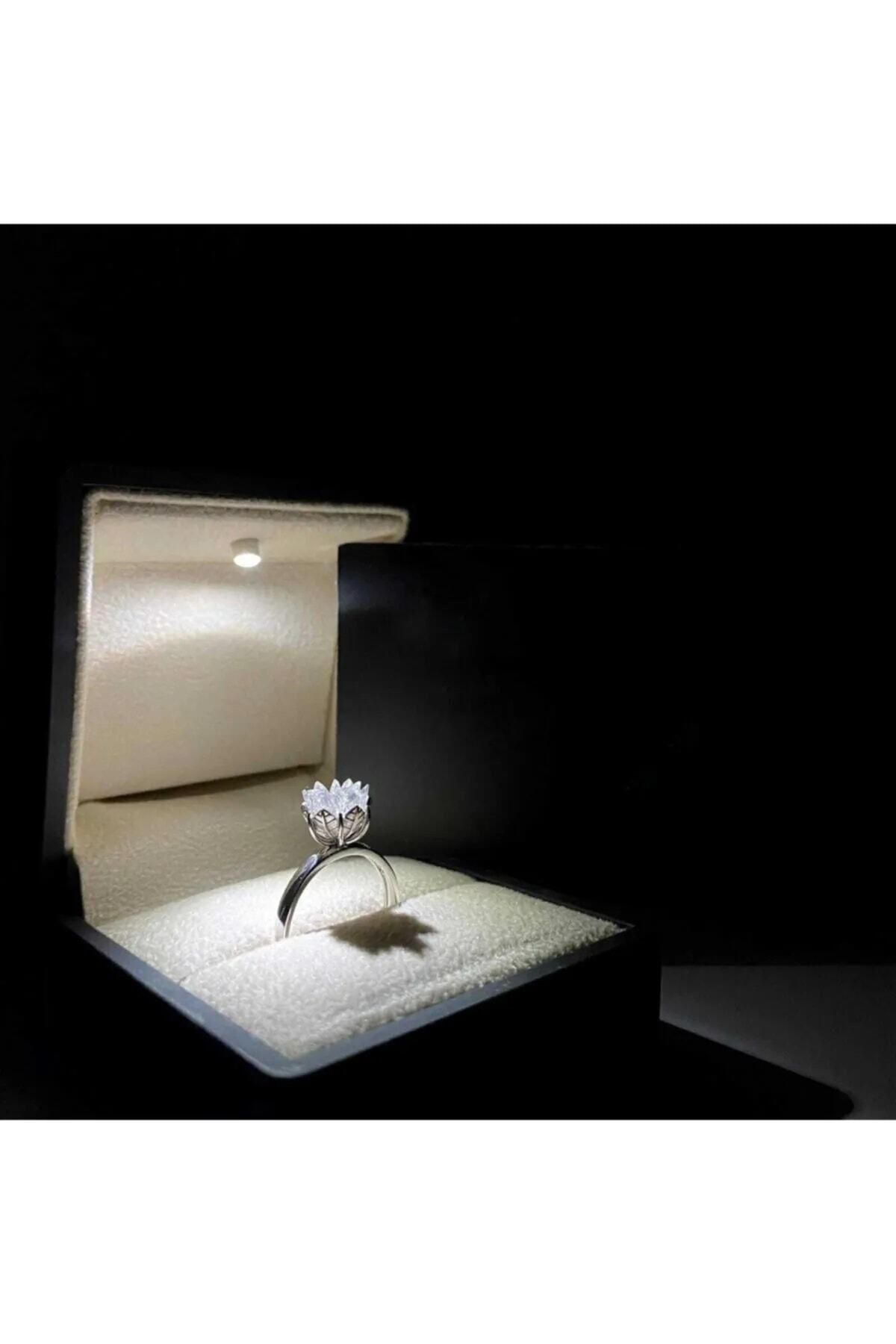 LOTUS JEWELLERY Lotus Çiçeği Yüzük & Işıklı Yüzük Kutusu - 925 Ayar Gümüş Yüzük