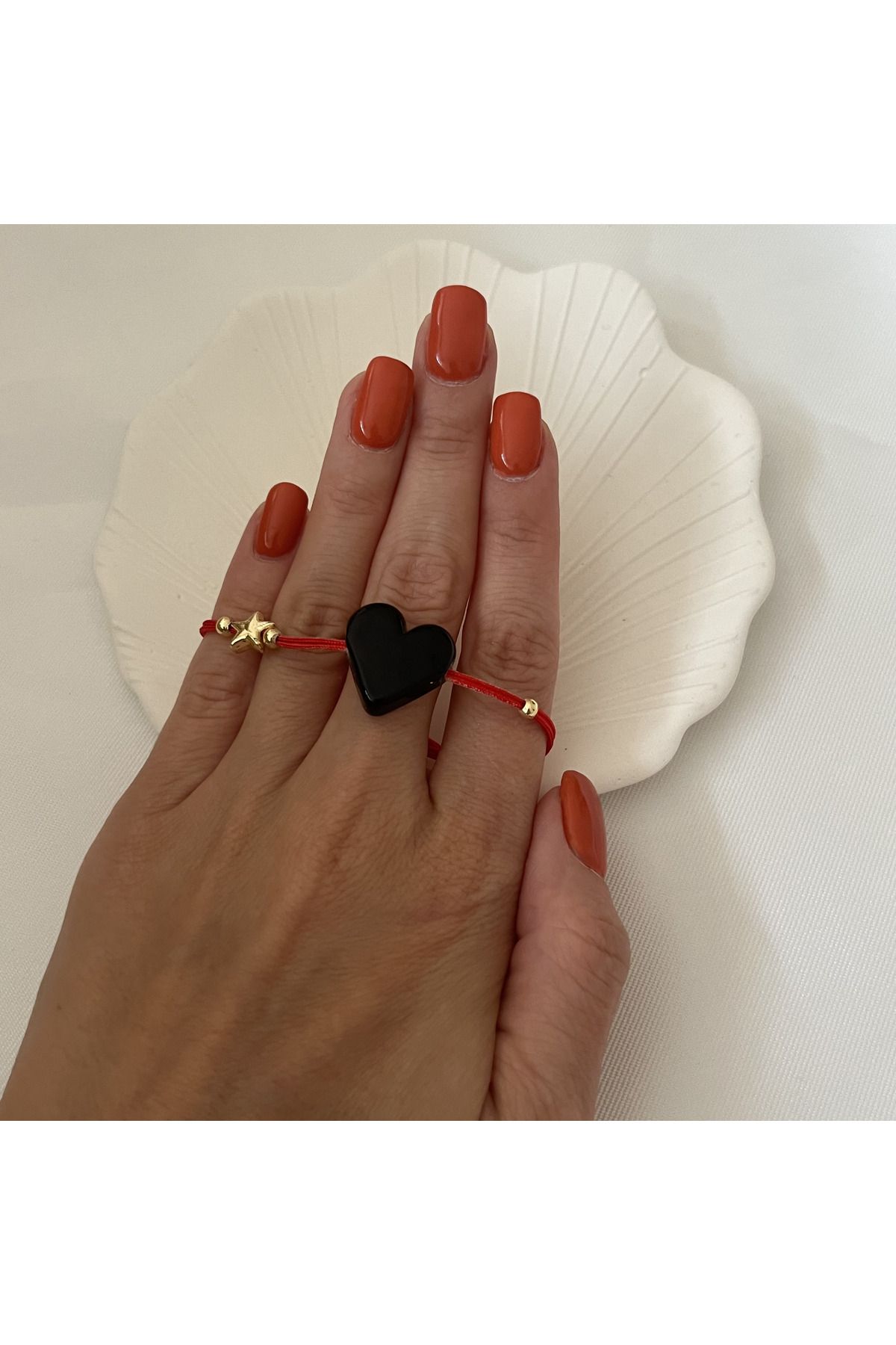 Bubu Accessories Kırmızı İpli Ayarlanabilir Siyah Kalp Murano Cam Bileklik