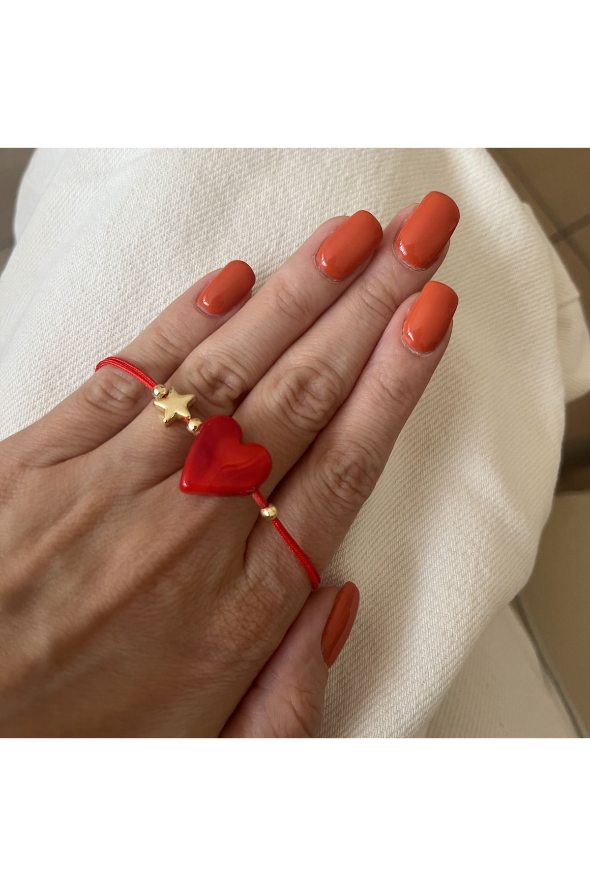 Bubu Accessories Kırmızı İpli Ayarlanabilir Kırmızı Kalp Murano Cam Bileklik