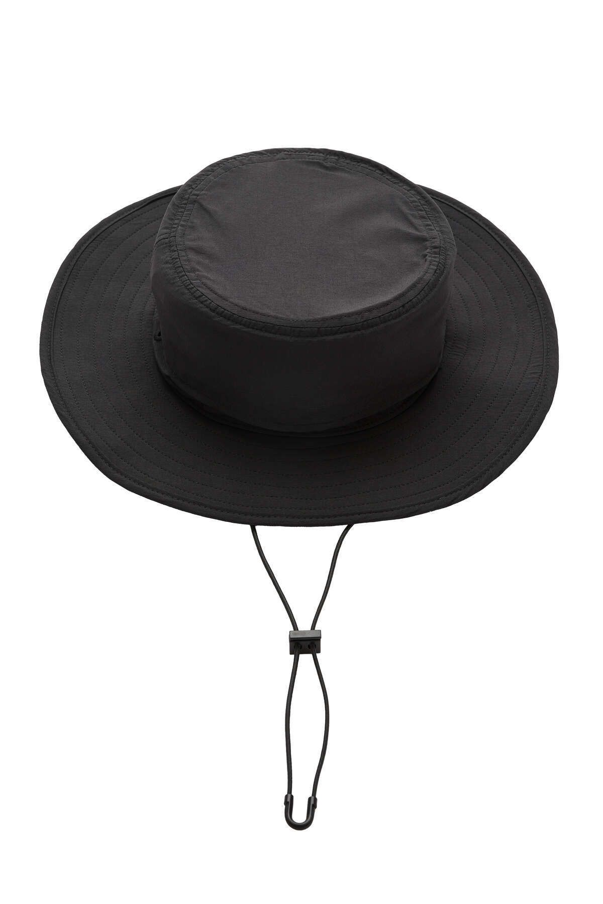 Oysho Açık hava aktiviteleri için şapka