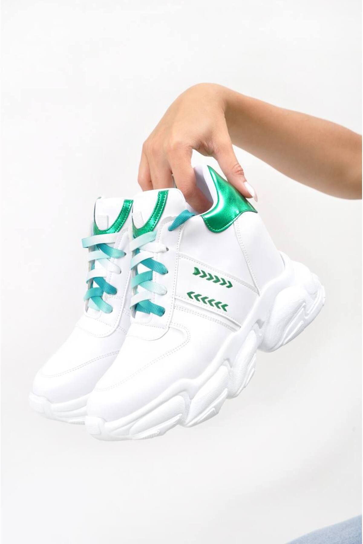 Leyna Kadın Yeşil e Beyaz Gizli Dolgu Topuklu Spor Ayakkabı