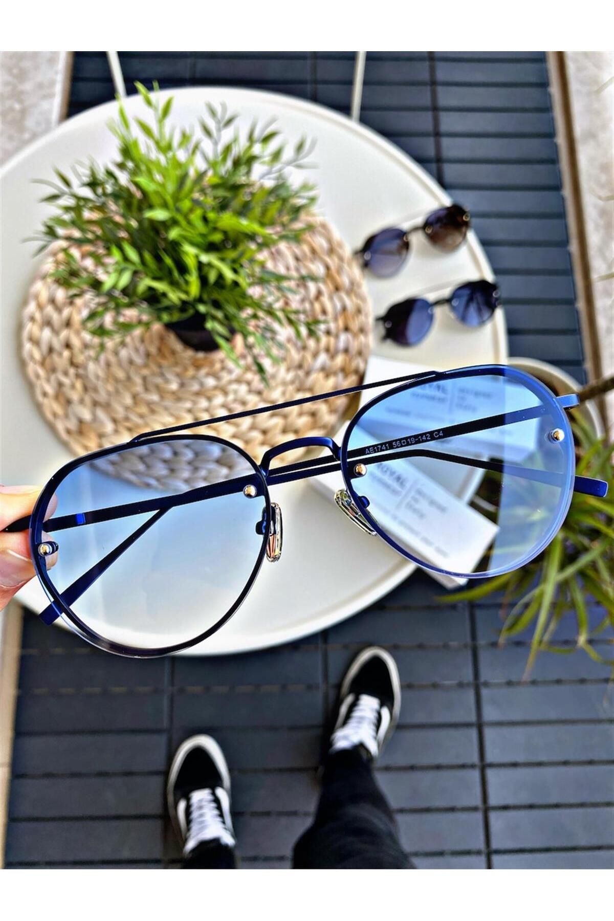 WATCHOFROYAL Güneş Gözlüğü Kadın & Erkek Uv400 Cam Ce Belgeli Mavi Chloew