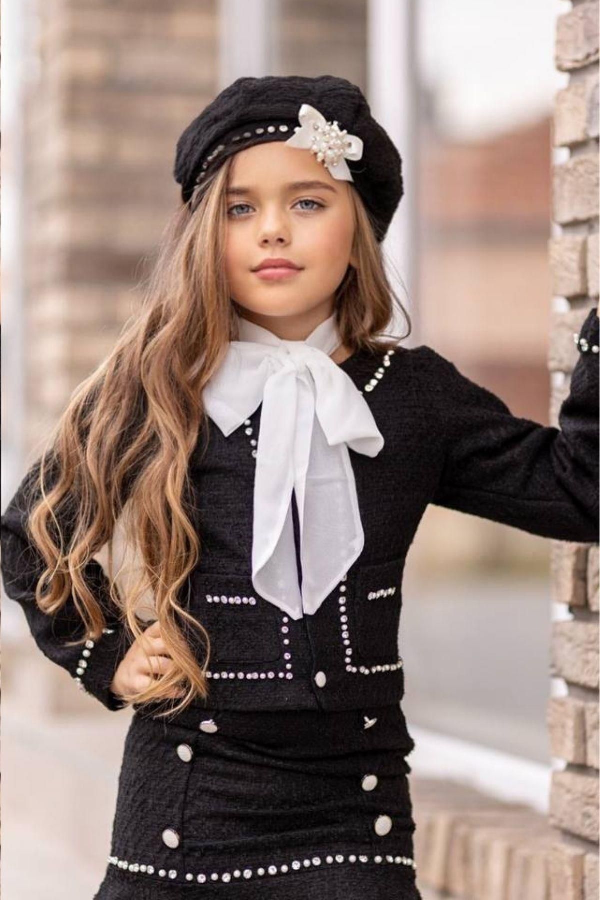 Riccotarz Kız Çocuk Taş ve Boncuk Detaylı Blazer Ceket, Volanlı Siyah Etekli Takım