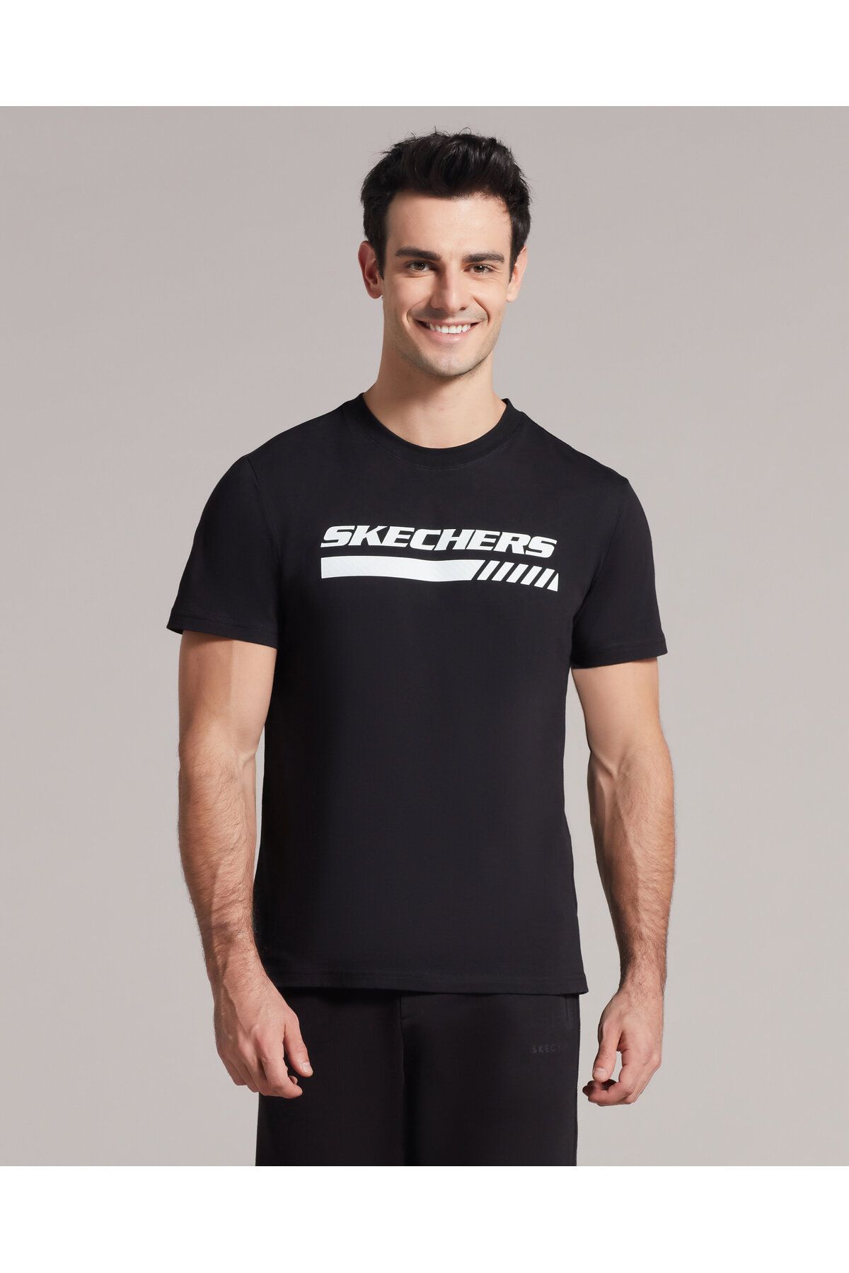 Skechers M Graphic Tee Big Logo T-shirt Erkek Siyah Tshirt S221488-001