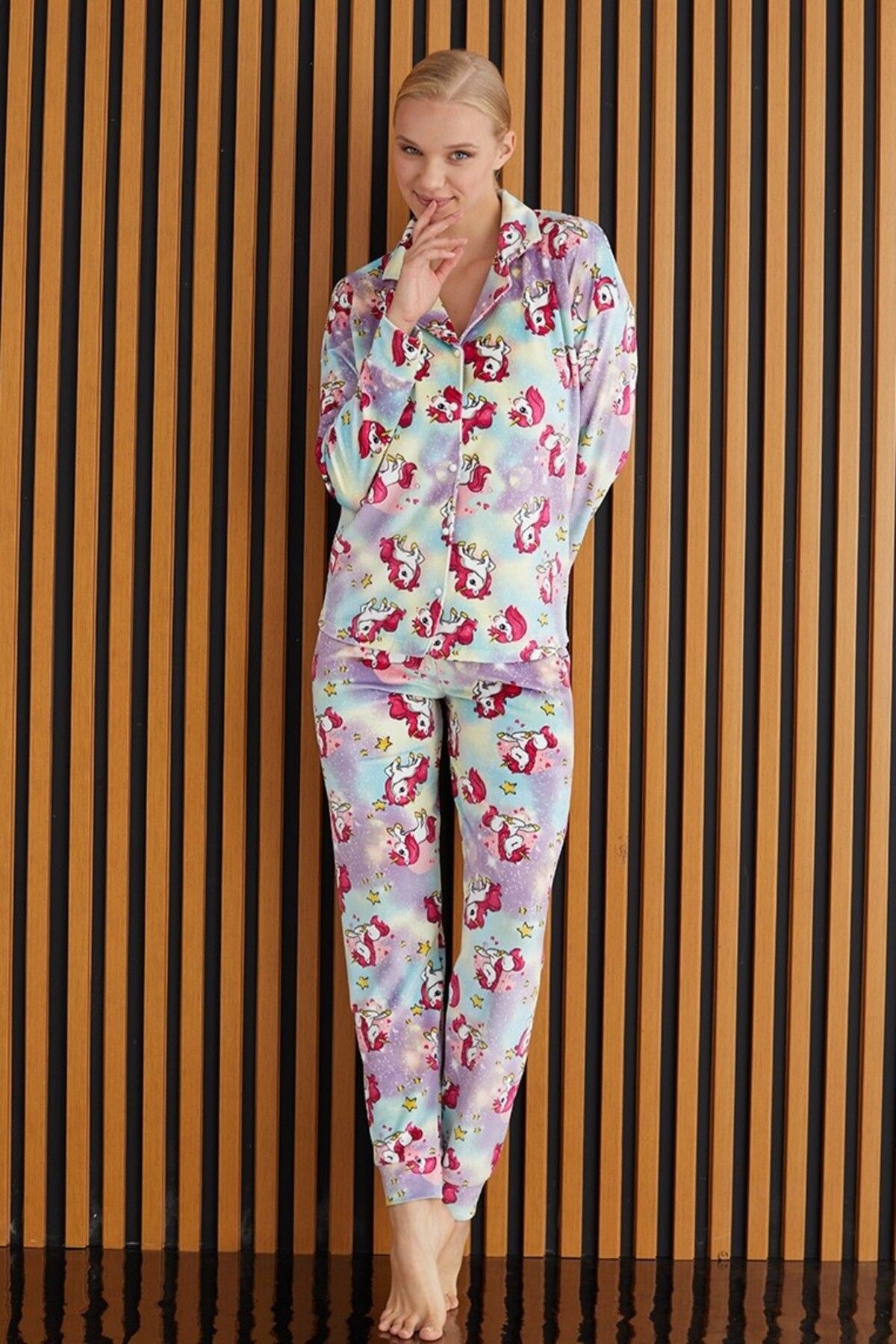 Farya Home Luxury Velvet Fransız Kadife Unicorn Desenli Gömlek Pijama Takımı