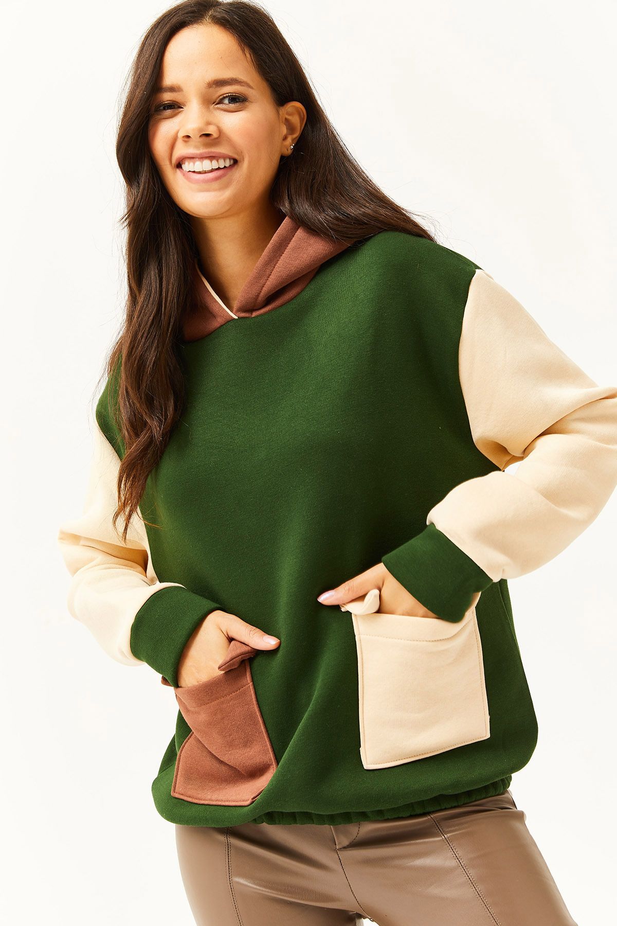 Olalook Kadın Zümrüt Yeşili Bej Renk Bloklu İçi Polarlı Sweatshirt SWT-19000327