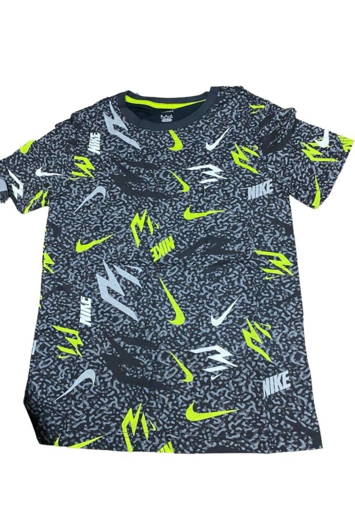 Nike Rwb Tıcker Tape Aop Tee Çocuk T-shirt