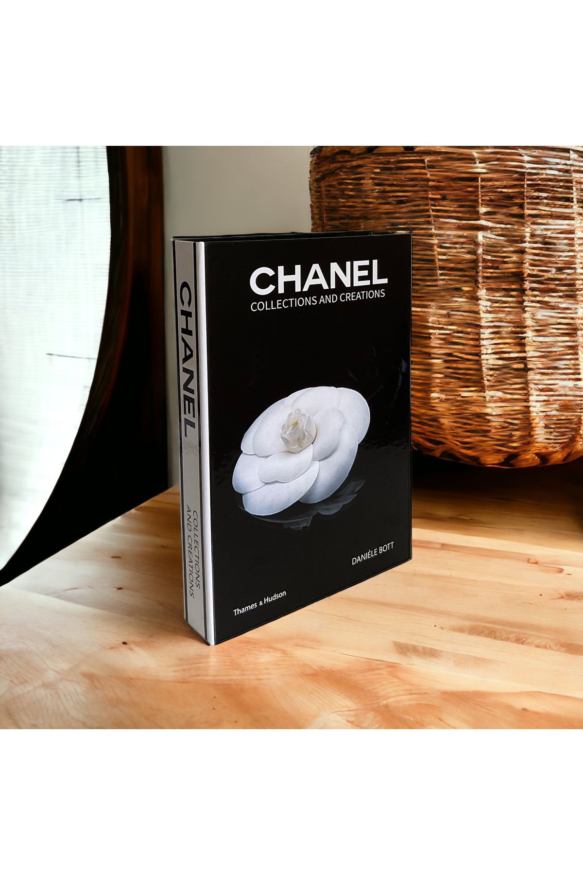 Happy Peyzaj Chanel Dekoratif Kitap Gold Kutu 27x18x4,5cm