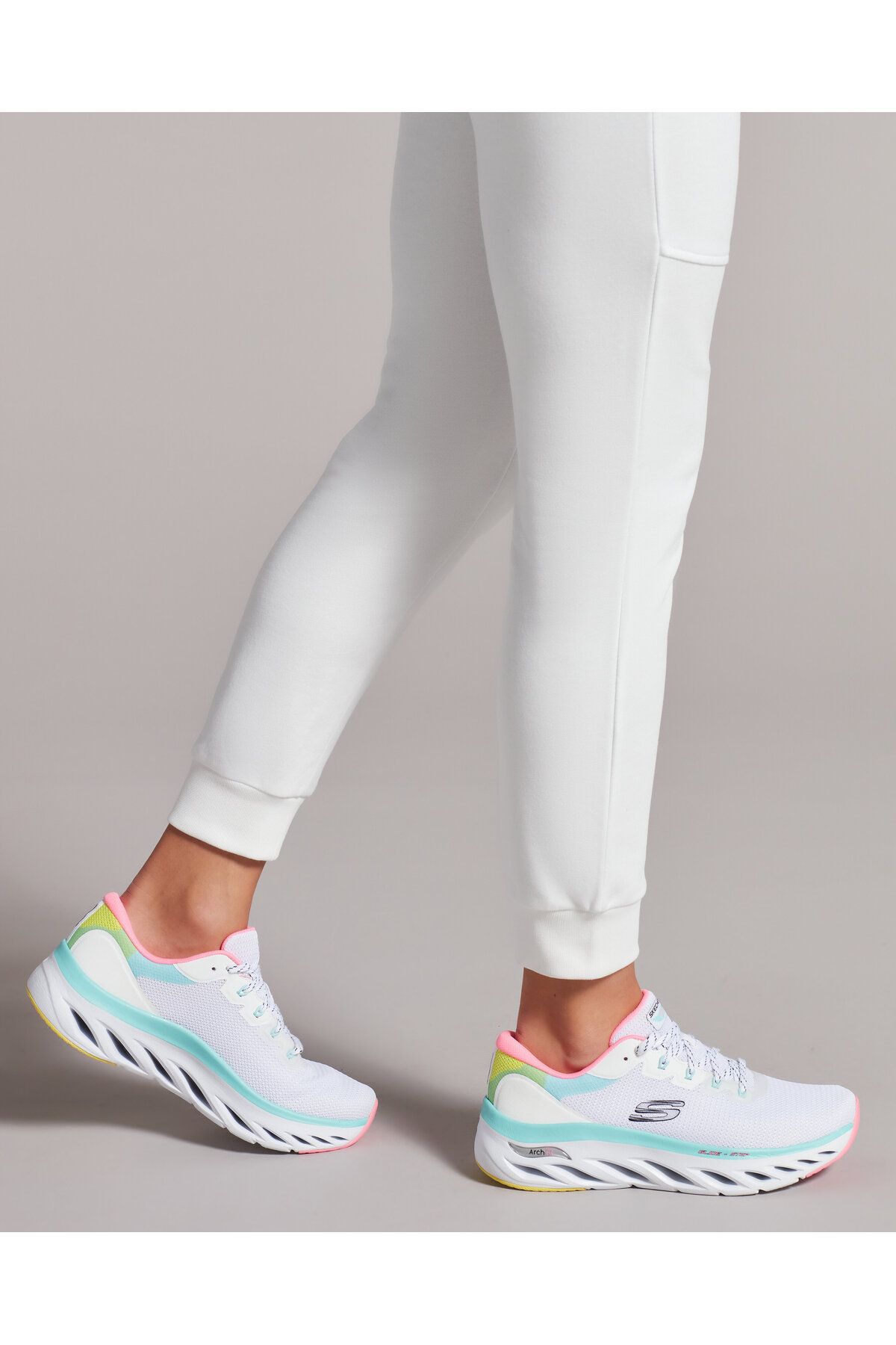 Skechers Arch Fit Glide-step-highlight Kadın Beyaz Sneakers 149871 Wmlt