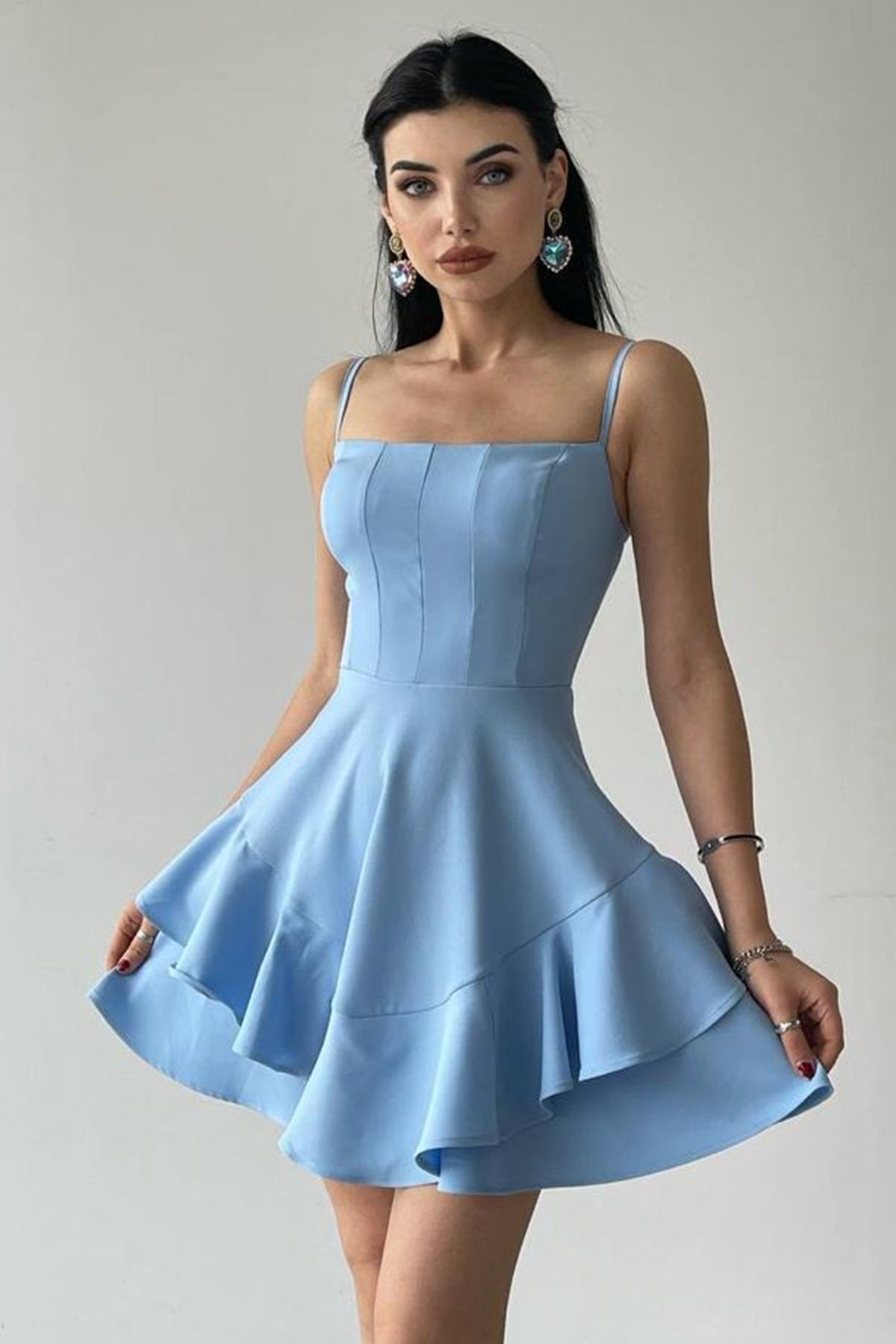 lovebox Kadın İnce Askılı Eteği Kat Detaylı Asimetrik Kesim Bebe Mavi Abiye Elbise Mezuniyet Elbisesi 102